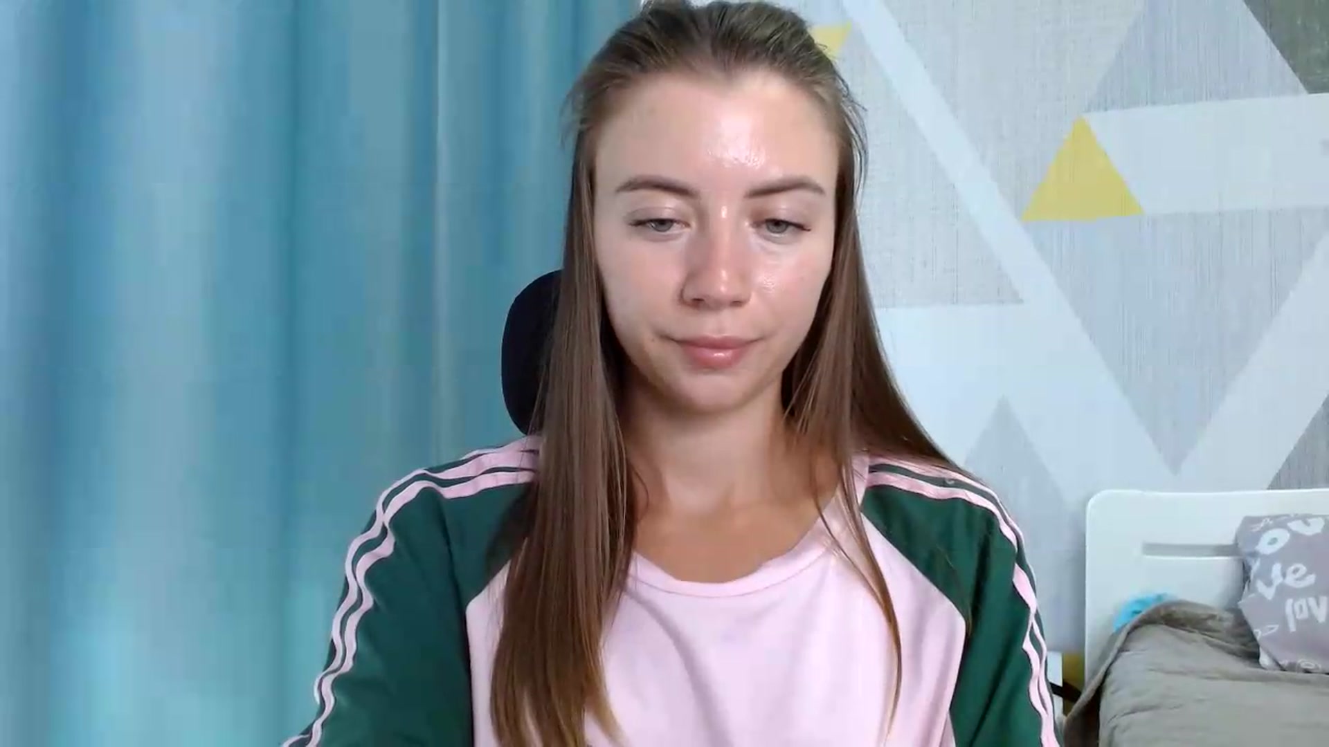 Gallery image thumbnail from Sulfate0's myfreecams stream on, 08/19/2026, 11:52 image 14 of 20