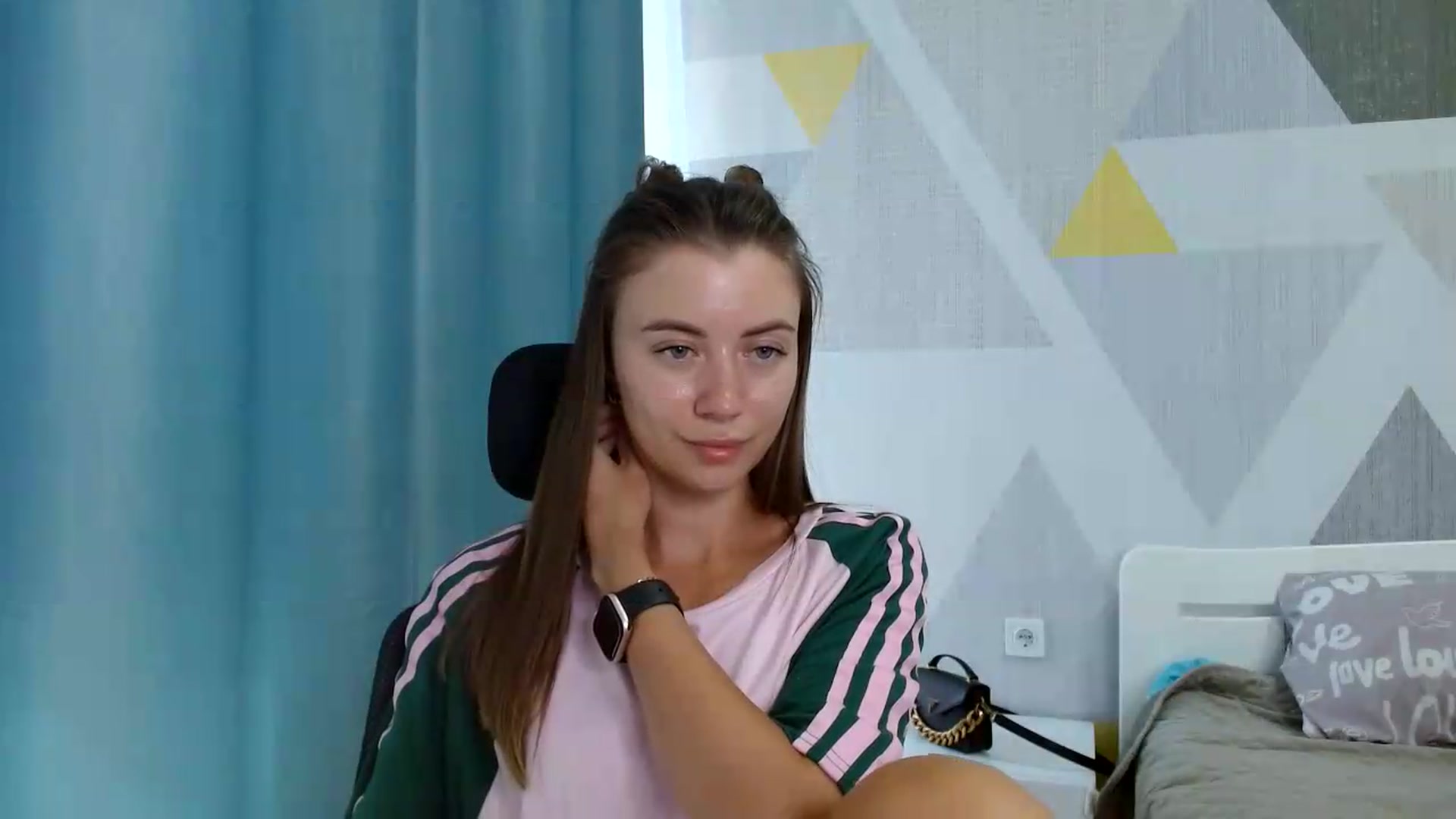 Gallery image thumbnail from Sulfate0's myfreecams stream on, 08/19/2026, 11:52 image 20 of 20