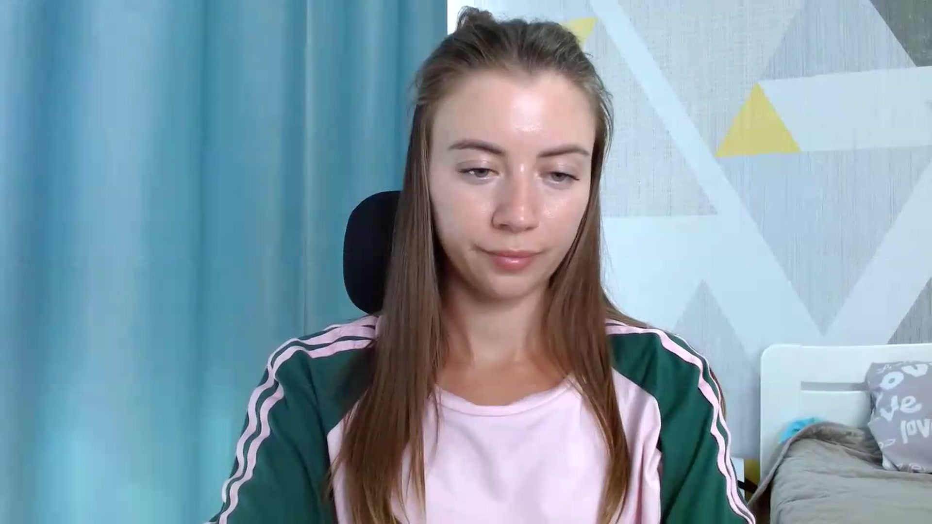 Gallery image thumbnail from Sulfate0's myfreecams stream on, 08/19/2026, 11:52 image 8 of 20