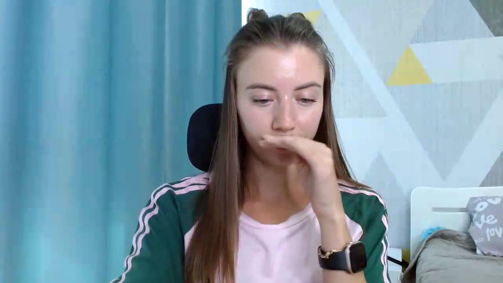 Gallery image thumbnail from Sulfate0's myfreecams stream on, 08/19/2026, 11:52 image 9 of 20