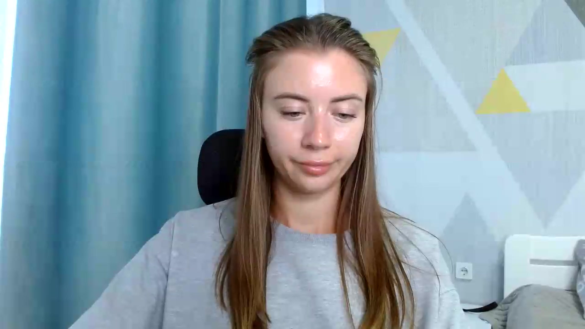 Gallery image thumbnail from Sulfate0's myfreecams stream on, 08/21/2026, 06:37 image 13 of 20