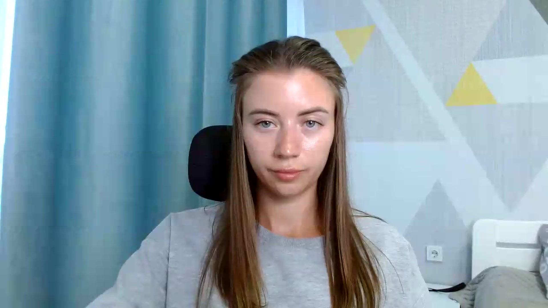 Gallery image thumbnail from Sulfate0's myfreecams stream on, 08/21/2026, 06:37 image 15 of 20