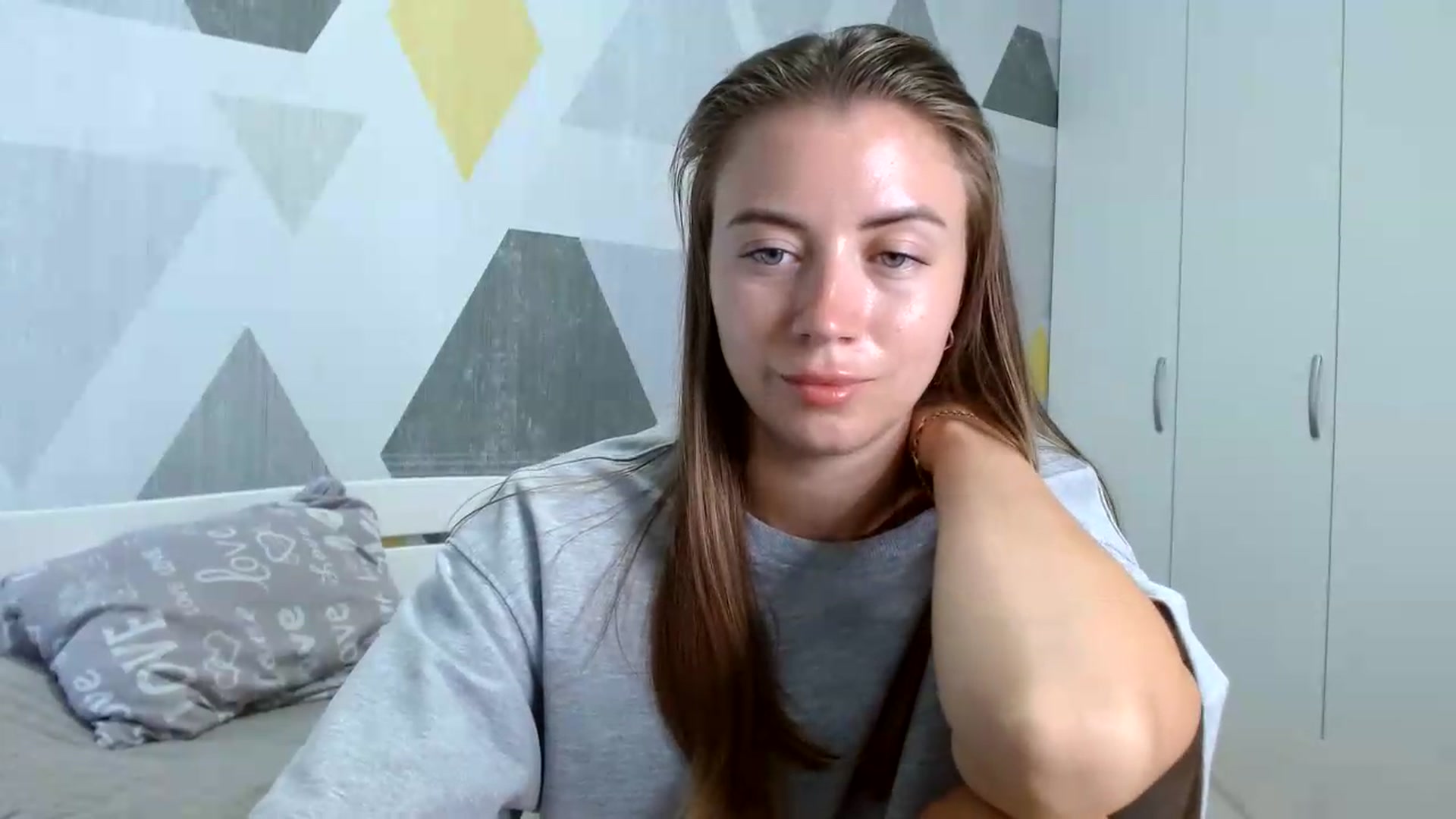 Gallery image thumbnail from Sulfate0's myfreecams stream on, 08/21/2026, 09:44 image 5 of 20