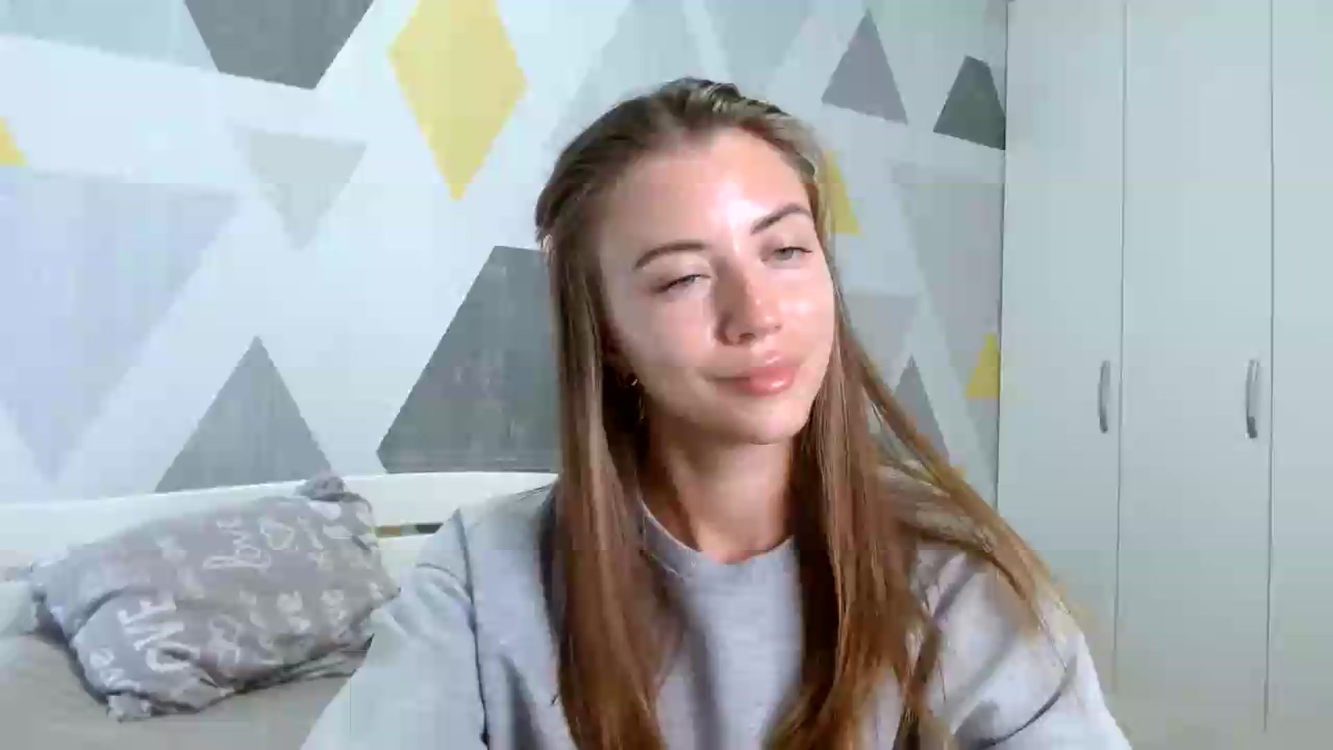 Gallery image thumbnail from Sulfate0's myfreecams stream on, 08/21/2026, 09:44 image 20 of 20