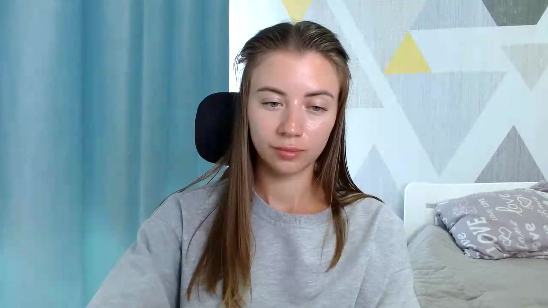 Gallery image thumbnail from Sulfate0's myfreecams stream on, 08/21/2026, 10:33 image 17 of 20