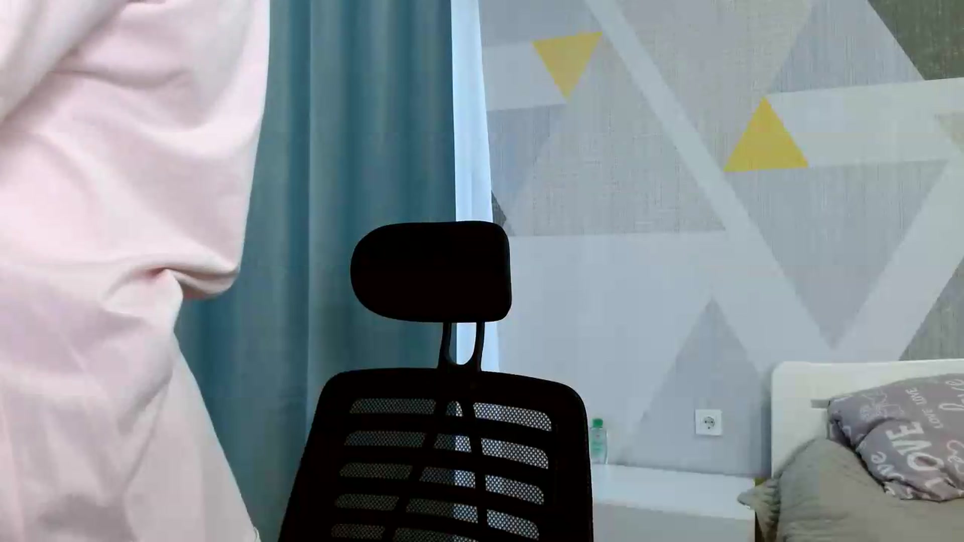 Gallery image thumbnail from Sulfate0's myfreecams stream on, 08/25/2026, 07:01 image 8 of 20
