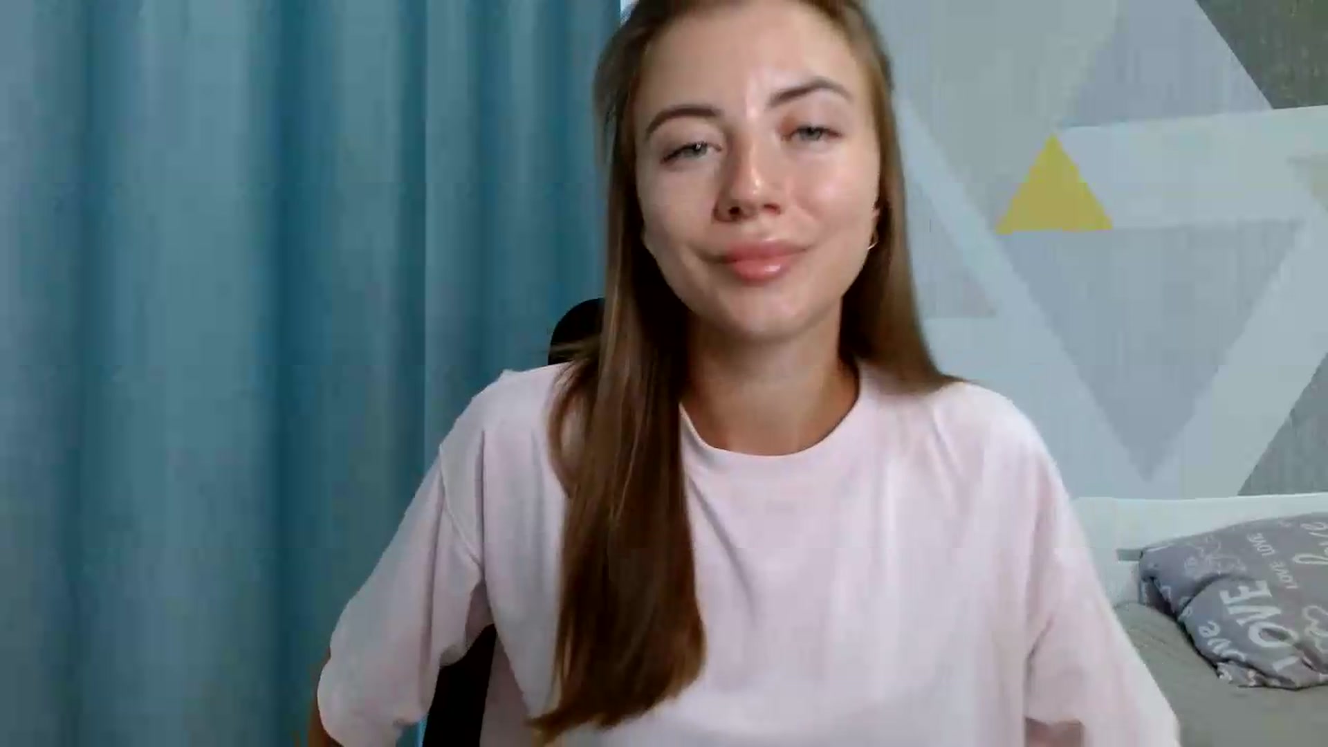 Gallery image thumbnail from Sulfate0's myfreecams stream on, 08/25/2026, 07:01 image 12 of 20