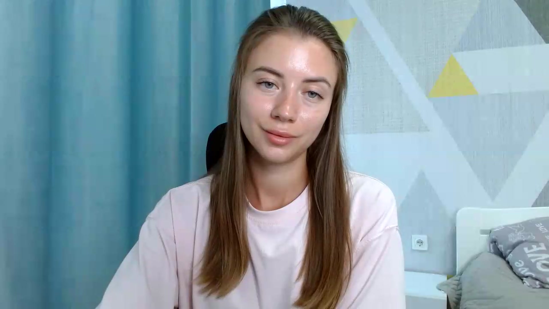 Gallery image thumbnail from Sulfate0's myfreecams stream on, 08/25/2026, 07:29 image 4 of 20
