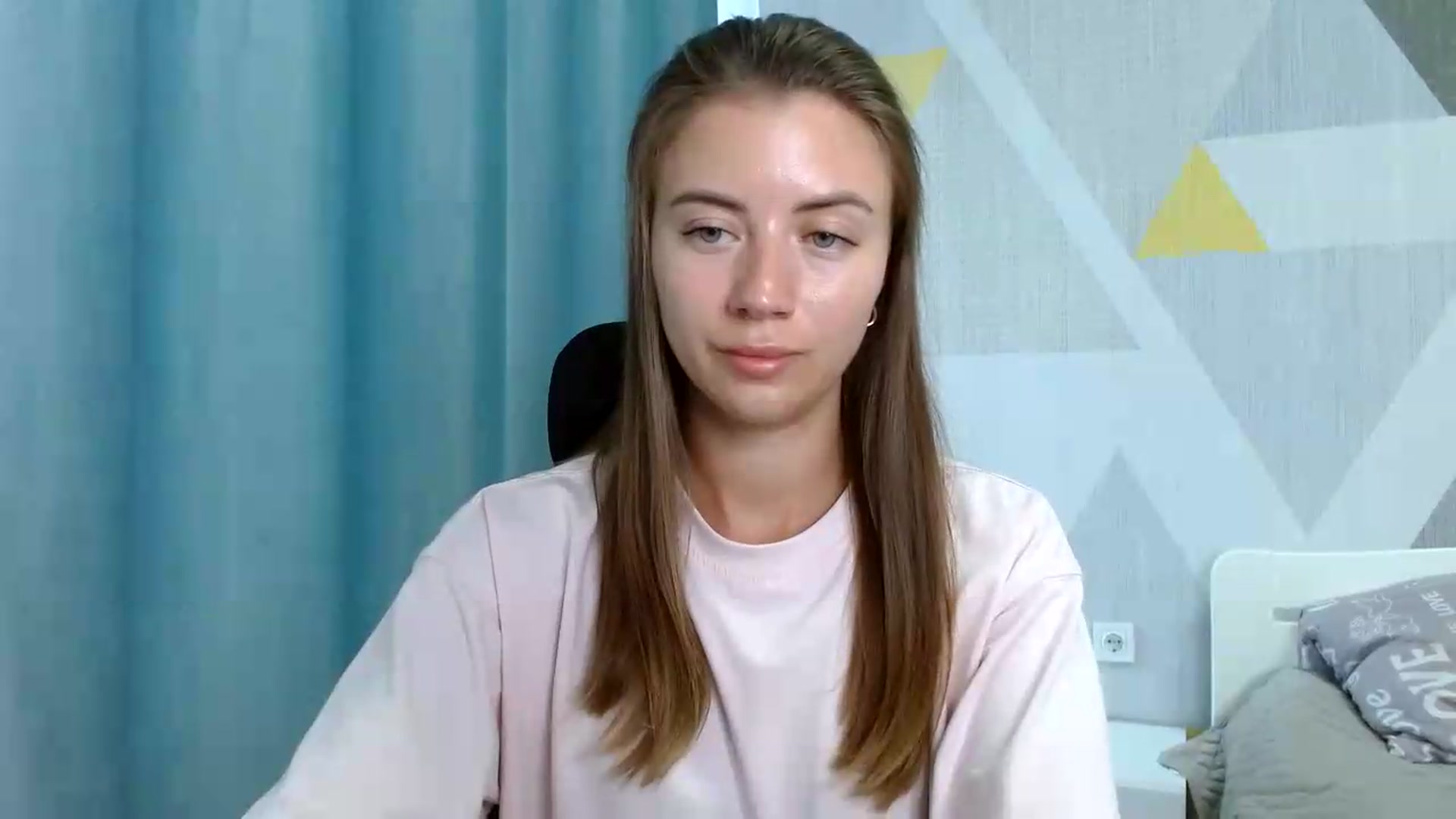 Gallery image thumbnail from Sulfate0's myfreecams stream on, 08/25/2026, 07:29 image 6 of 20