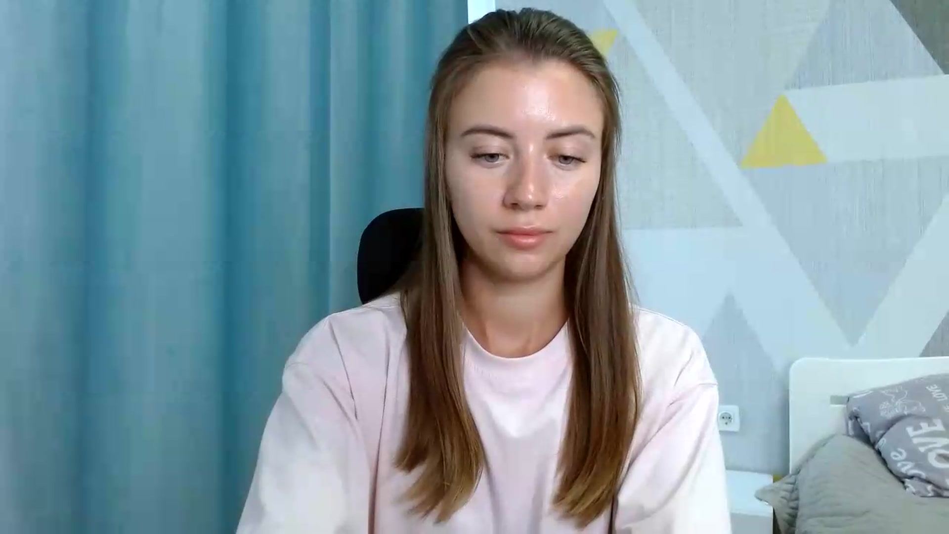 Gallery image thumbnail from Sulfate0's myfreecams stream on, 08/25/2026, 07:29 image 5 of 20