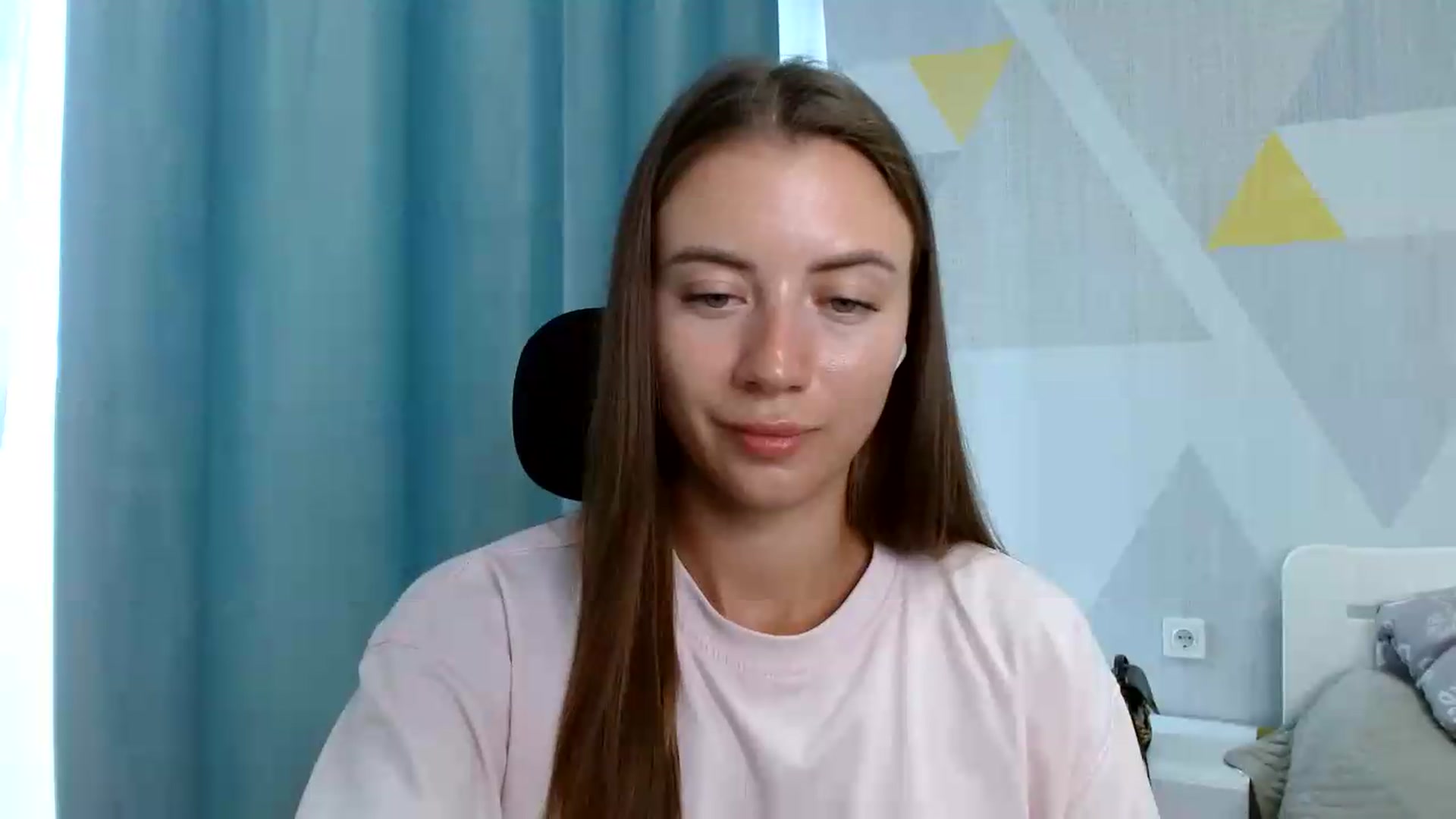 Gallery image thumbnail from Sulfate0's myfreecams stream on, 08/25/2026, 08:59 image 13 of 20