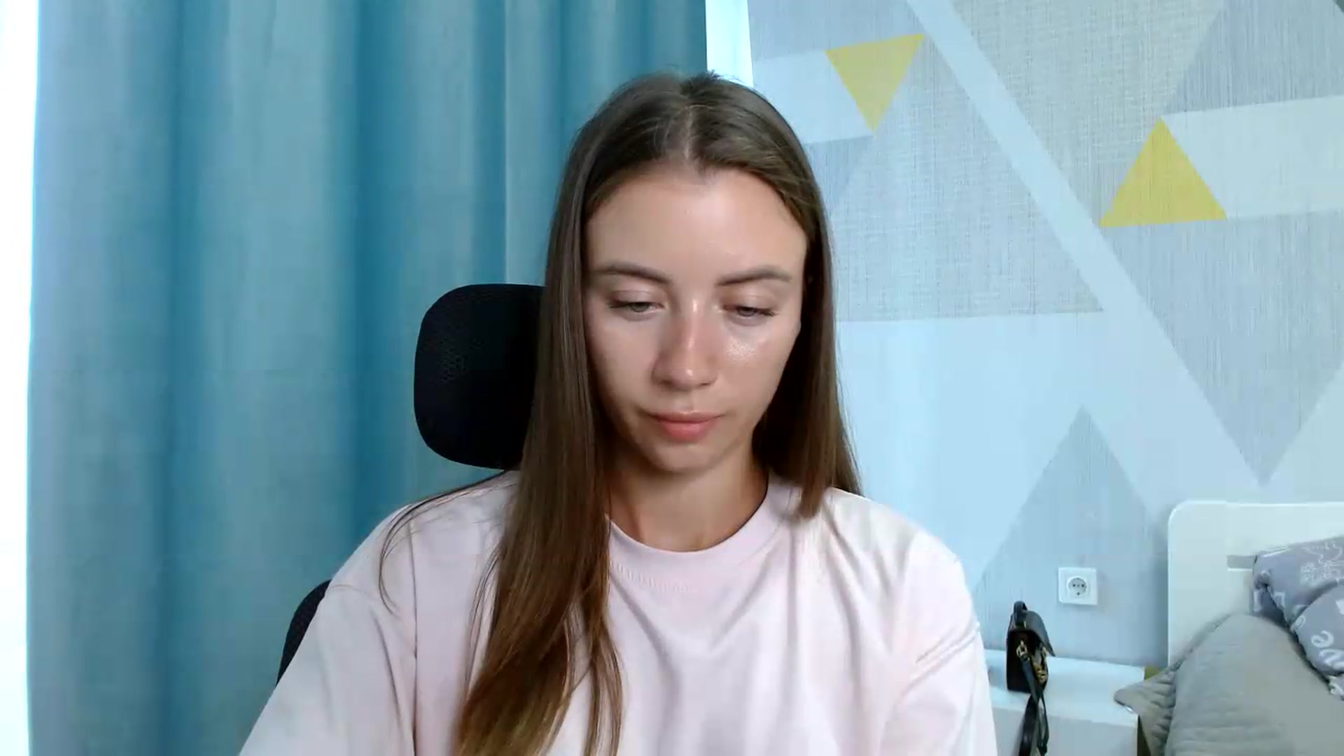 Gallery image thumbnail from Sulfate0's myfreecams stream on, 08/25/2026, 08:59 image 2 of 20