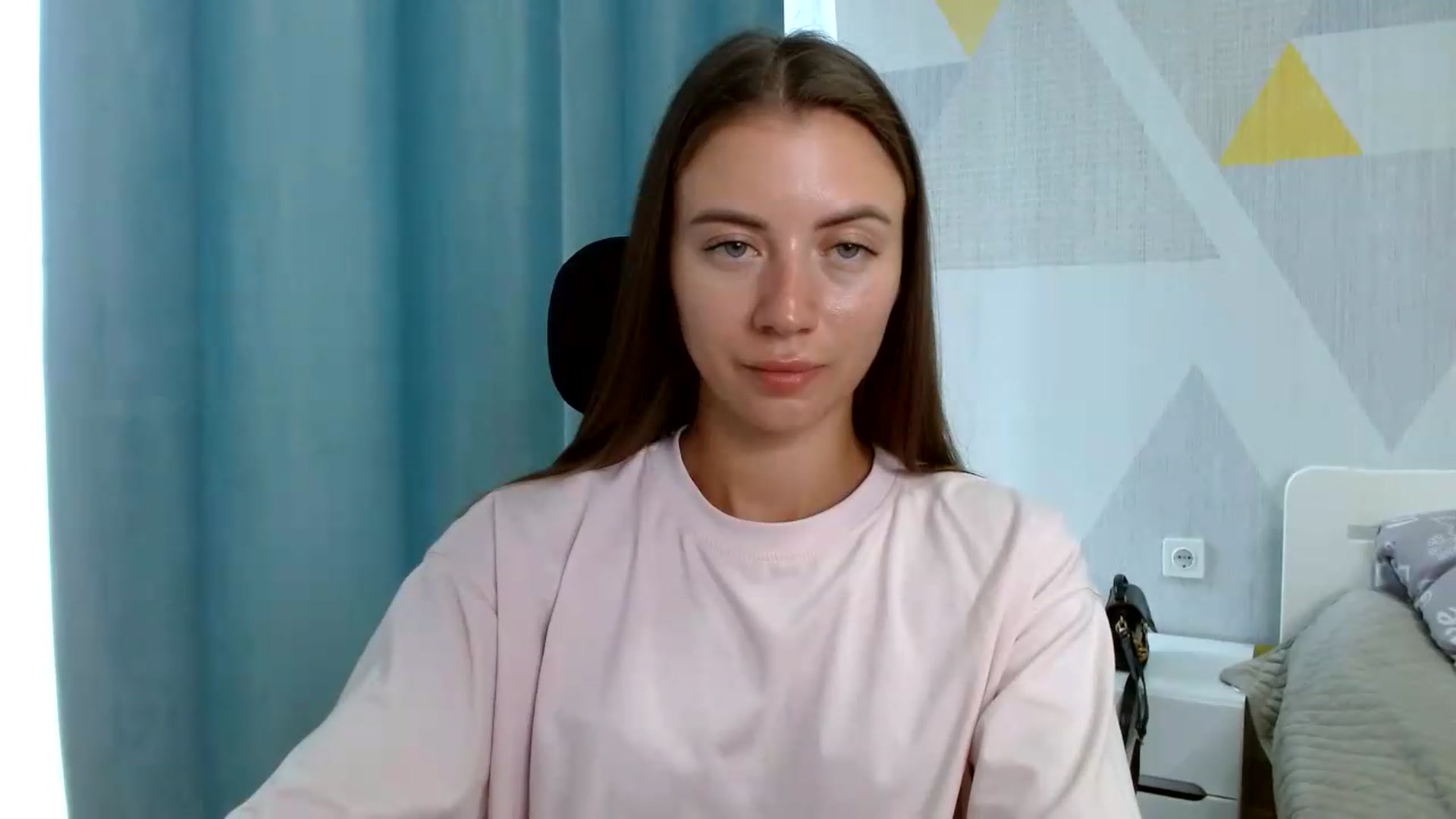 Gallery image thumbnail from Sulfate0's myfreecams stream on, 08/25/2026, 08:59 image 18 of 20