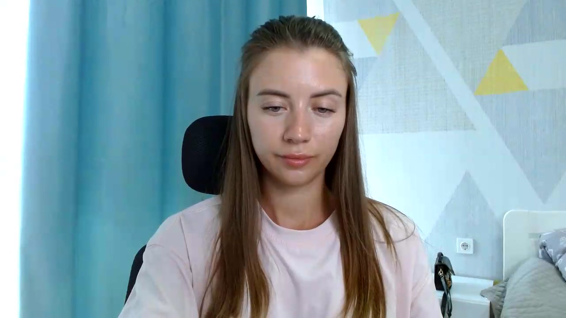Gallery image thumbnail from Sulfate0's myfreecams stream on, 08/25/2026, 11:01 image 16 of 20