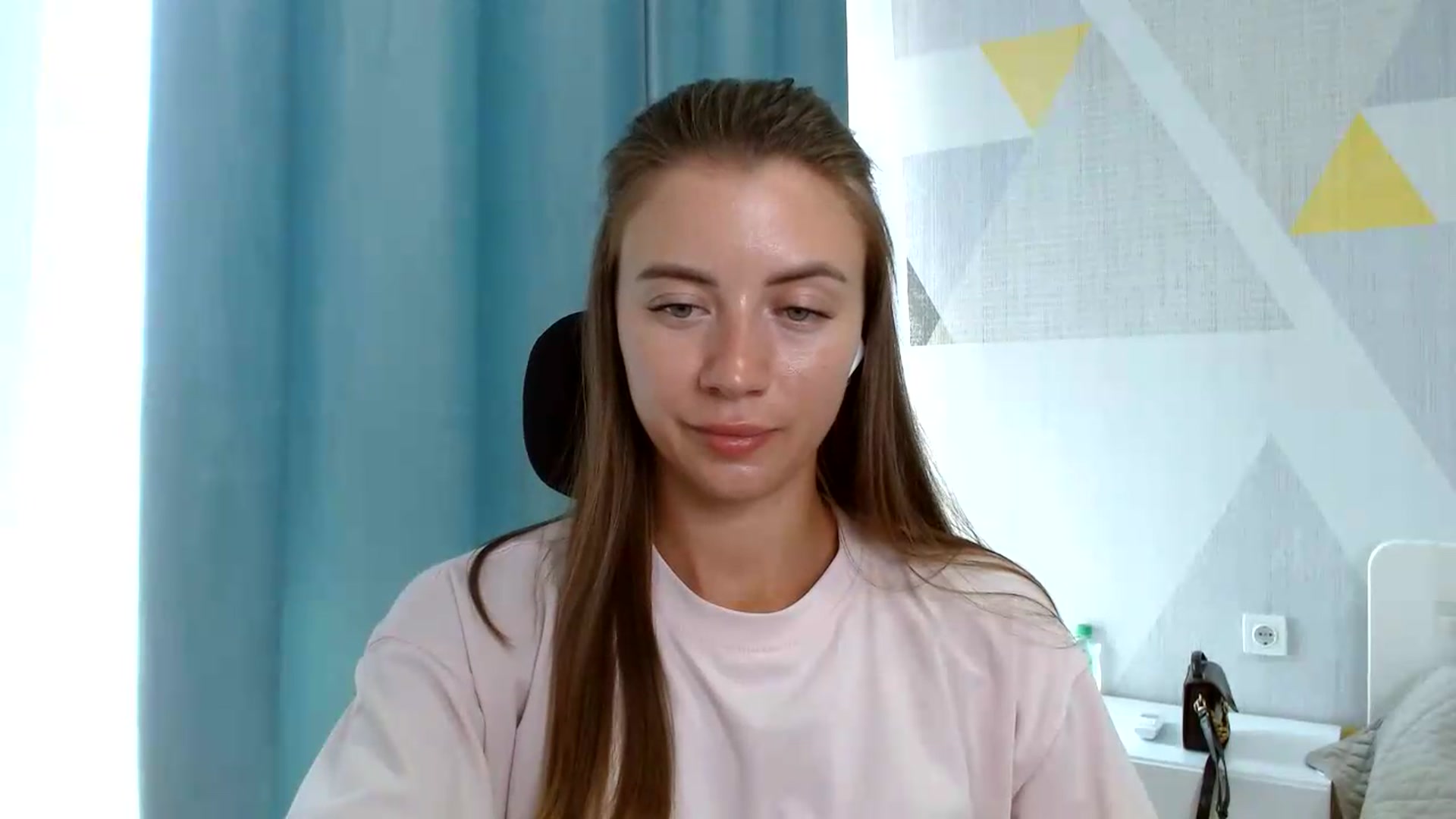 Gallery image thumbnail from Sulfate0's myfreecams stream on, 08/25/2026, 11:01 image 7 of 20
