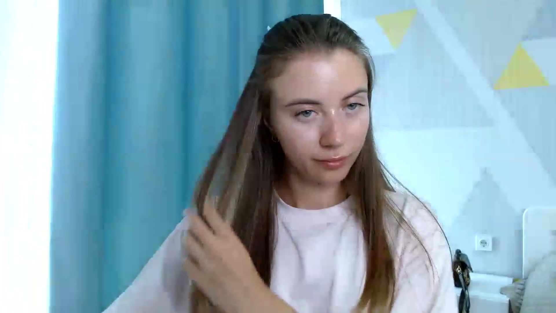 Gallery image thumbnail from Sulfate0's myfreecams stream on, 08/25/2026, 11:01 image 9 of 20