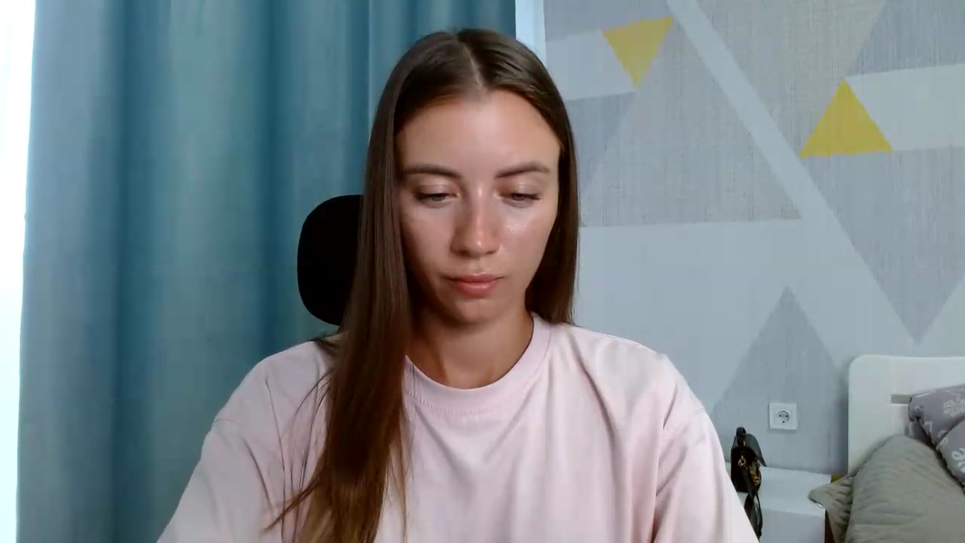 Gallery image thumbnail from Sulfate0's myfreecams stream on, 08/25/2026, 11:54 image 3 of 20
