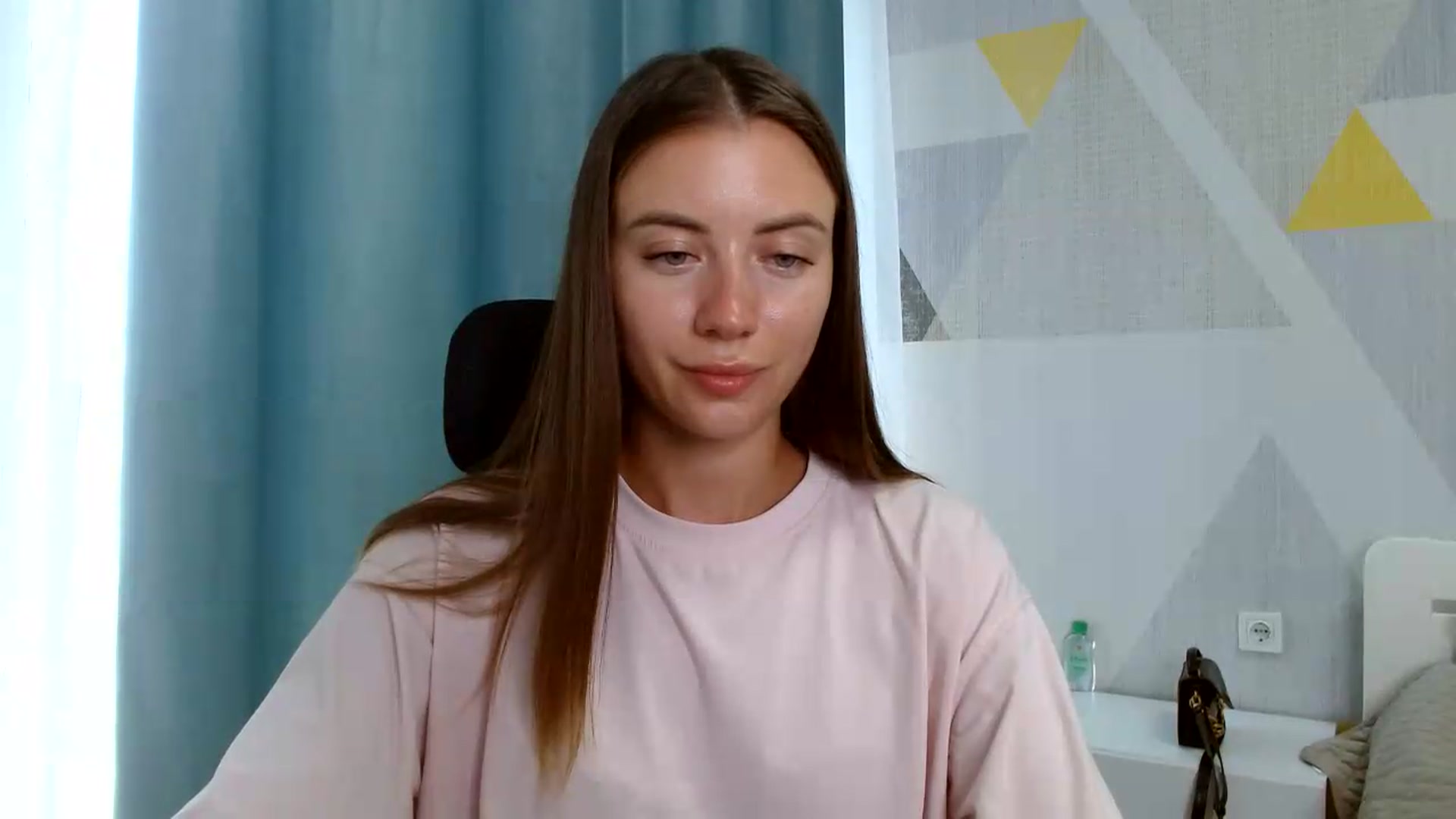 Gallery image thumbnail from Sulfate0's myfreecams stream on, 08/25/2026, 11:54 image 9 of 20