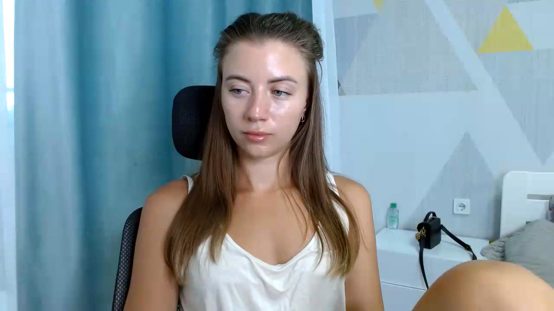 Gallery image thumbnail from Sulfate0's myfreecams stream on, 08/26/2026, 06:52 image 4 of 20