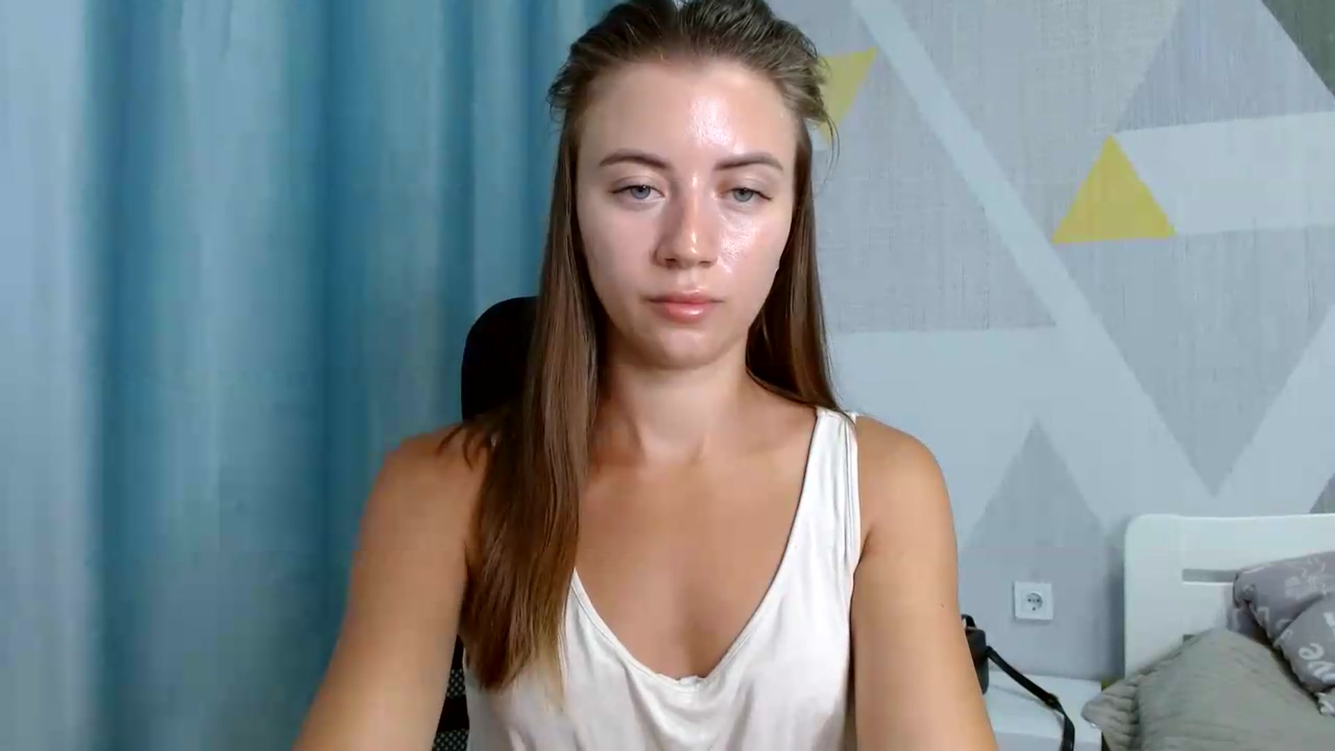 Gallery image thumbnail from Sulfate0's myfreecams stream on, 08/26/2026, 06:52 image 13 of 20