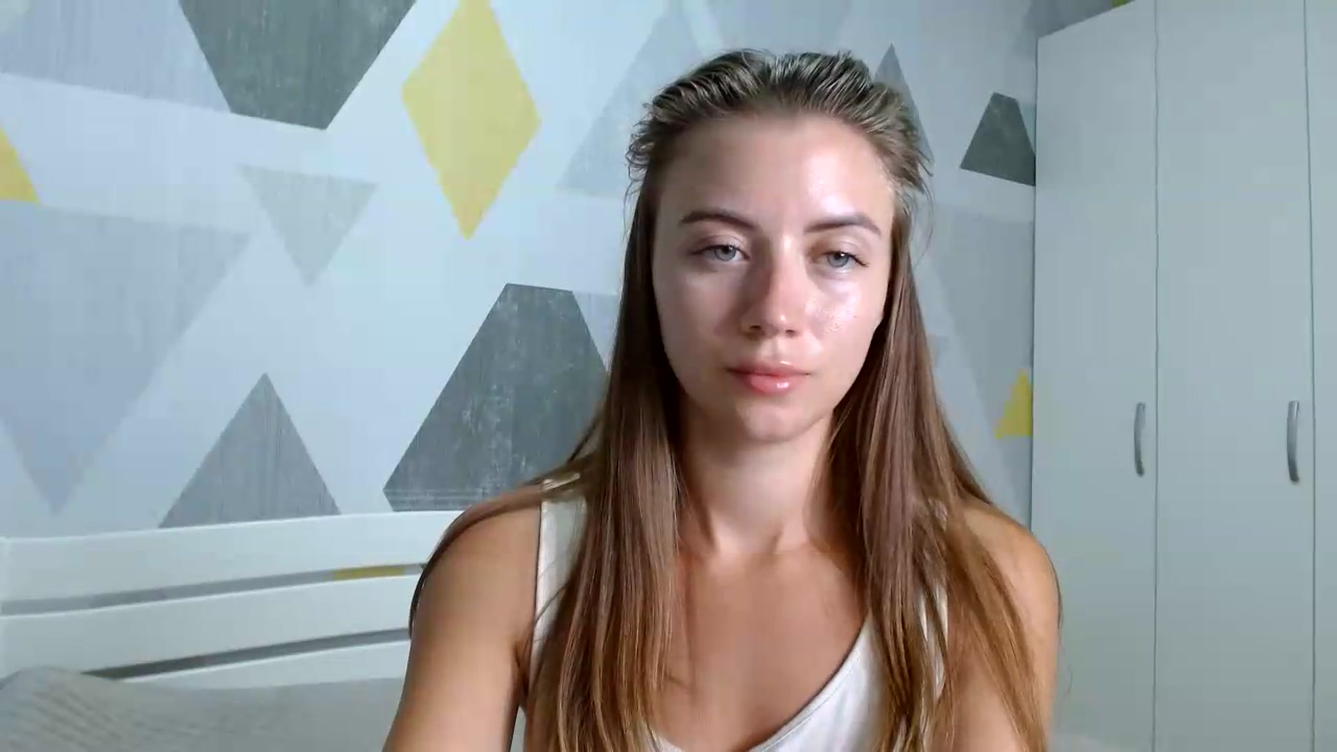 Gallery image thumbnail from Sulfate0's myfreecams stream on, 08/26/2026, 08:00 image 15 of 20