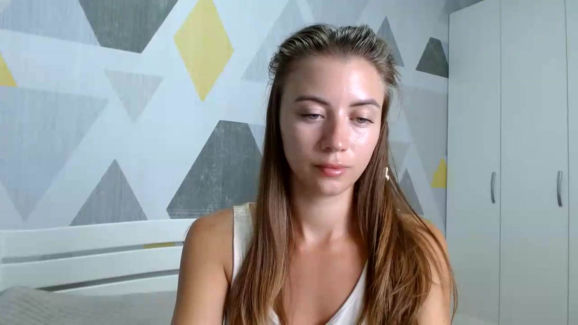 Gallery image thumbnail from Sulfate0's myfreecams stream on, 08/26/2026, 08:00 image 17 of 20