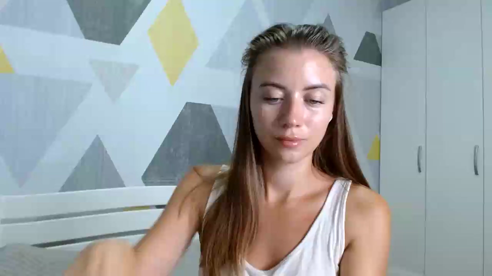 Gallery image thumbnail from Sulfate0's myfreecams stream on, 08/26/2026, 08:00 image 19 of 20
