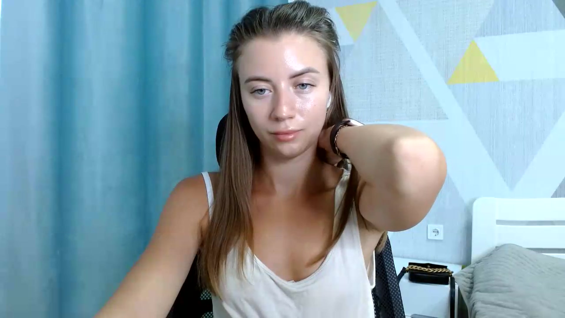 Gallery image thumbnail from Sulfate0's myfreecams stream on, 08/26/2026, 10:01 image 11 of 20