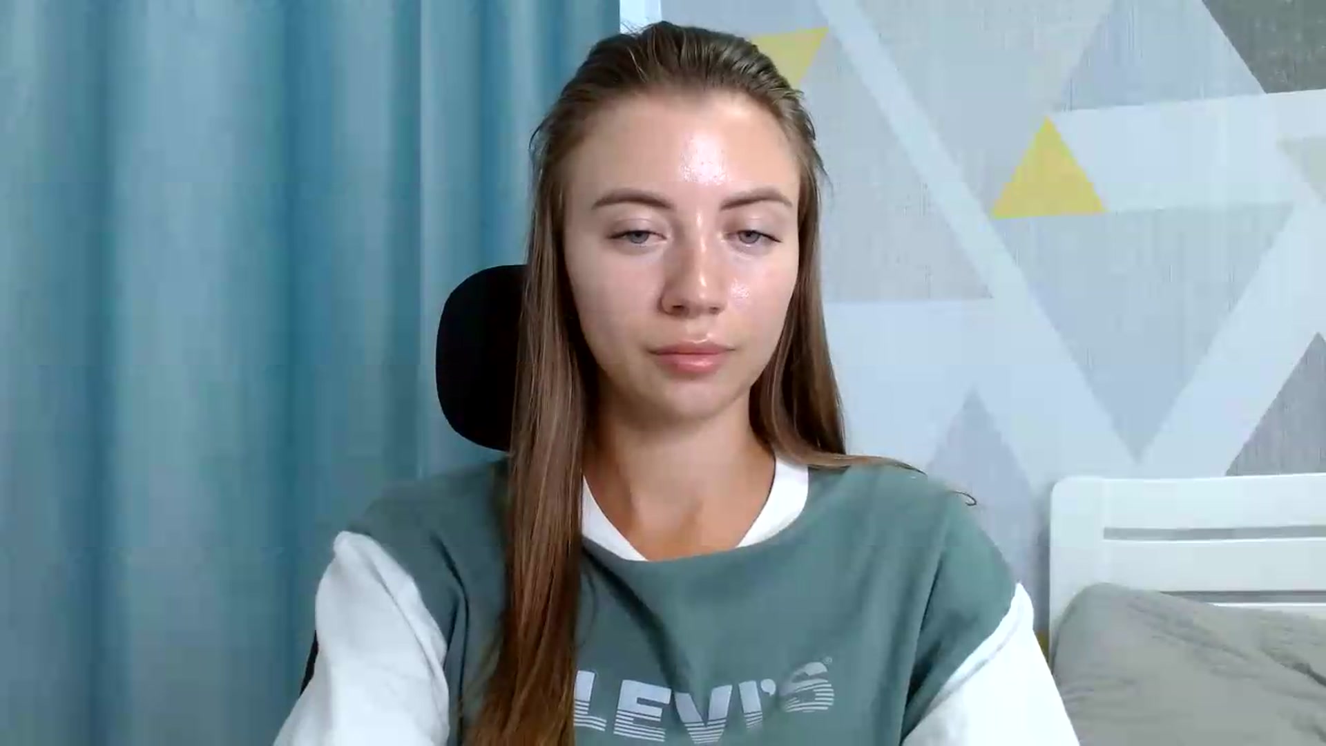 Gallery image thumbnail from Sulfate0's myfreecams stream on, 08/27/2026, 09:15 image 4 of 20