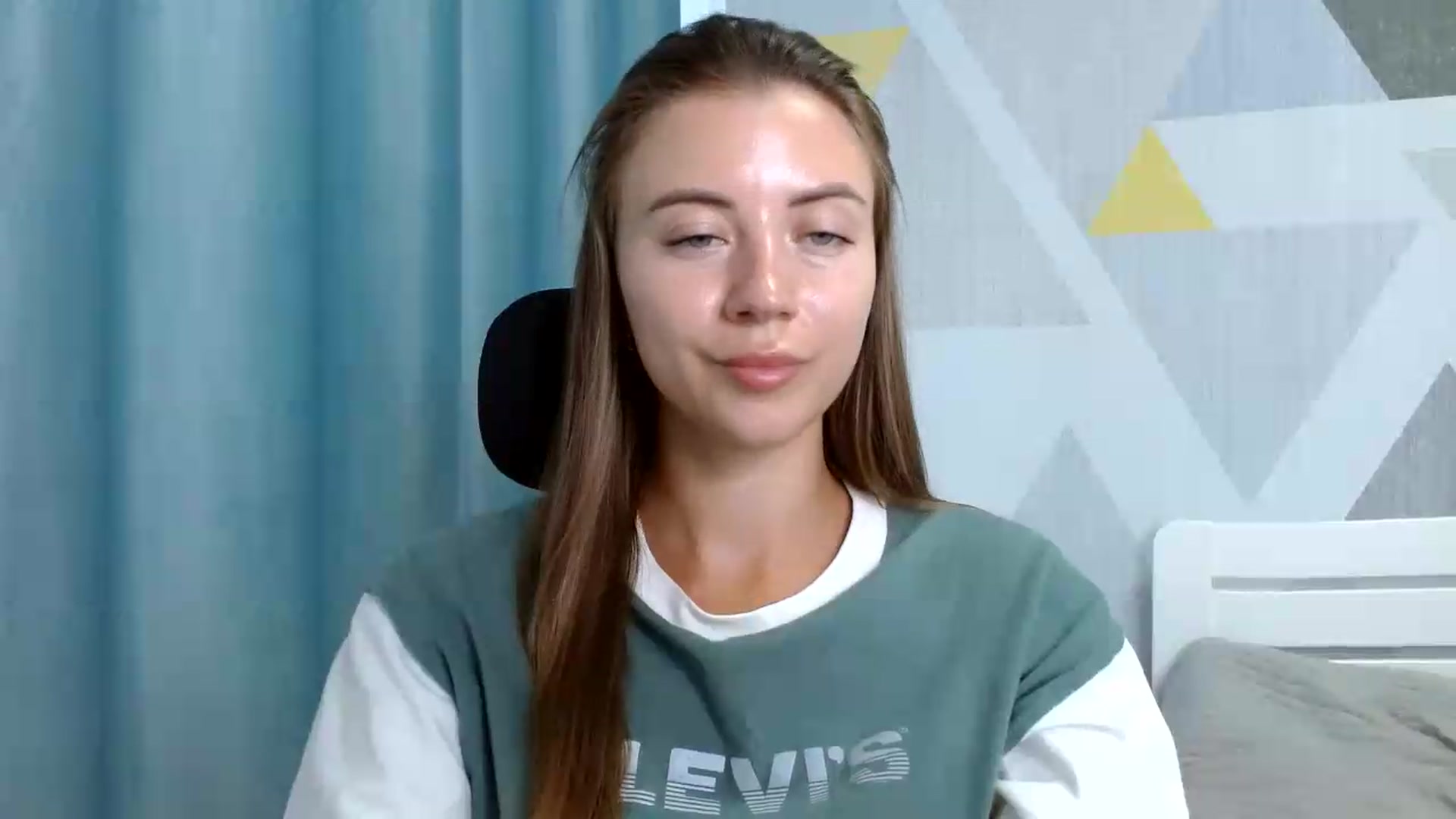 Gallery image thumbnail from Sulfate0's myfreecams stream on, 08/27/2026, 09:15 image 10 of 20