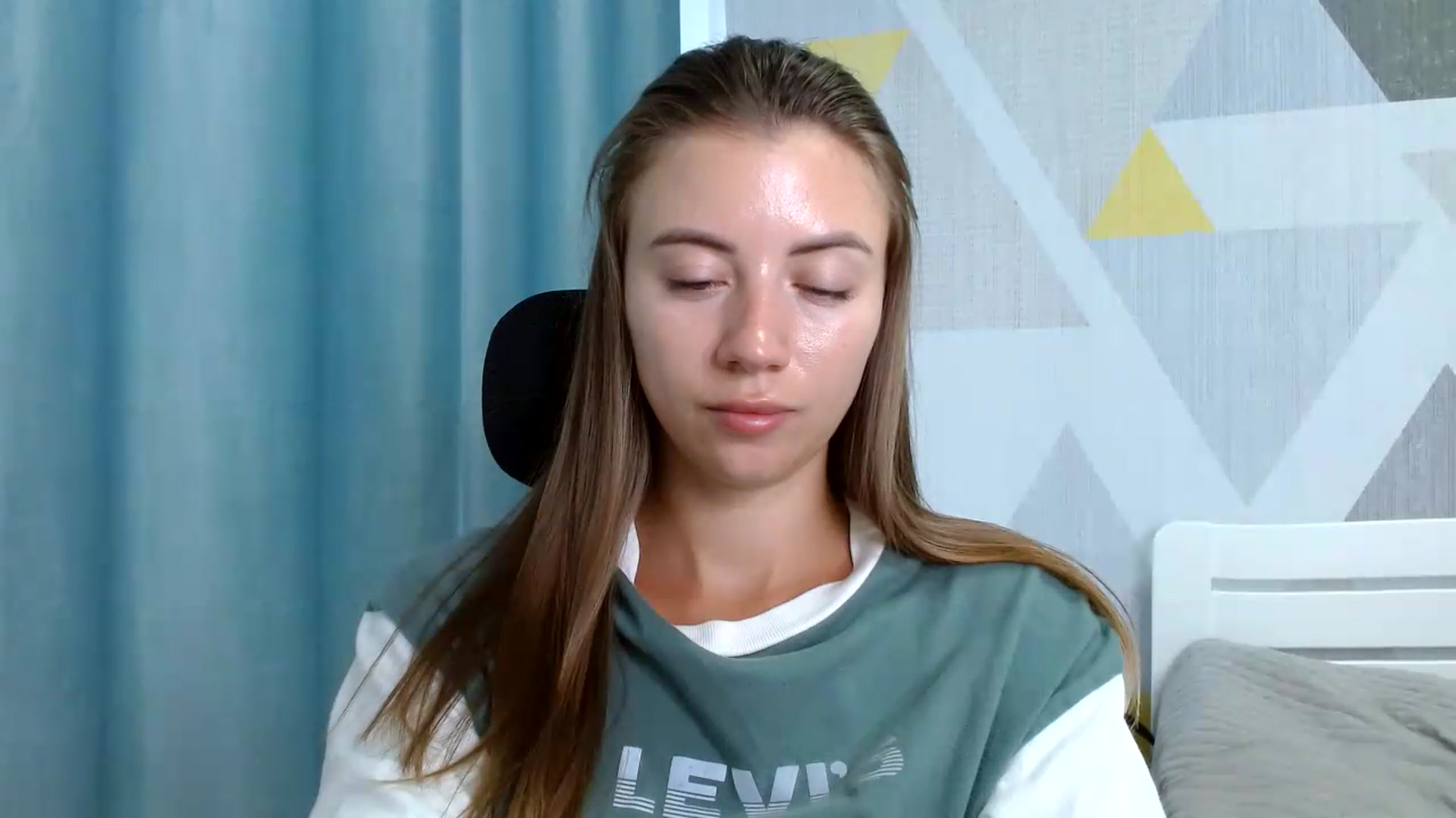 Gallery image thumbnail from Sulfate0's myfreecams stream on, 08/27/2026, 09:15 image 19 of 20
