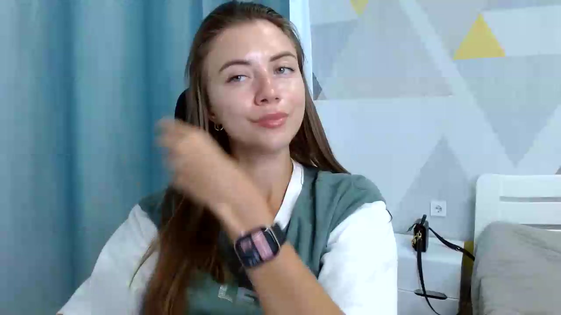 Gallery image thumbnail from Sulfate0's myfreecams stream on, 08/27/2026, 09:56 image 10 of 20
