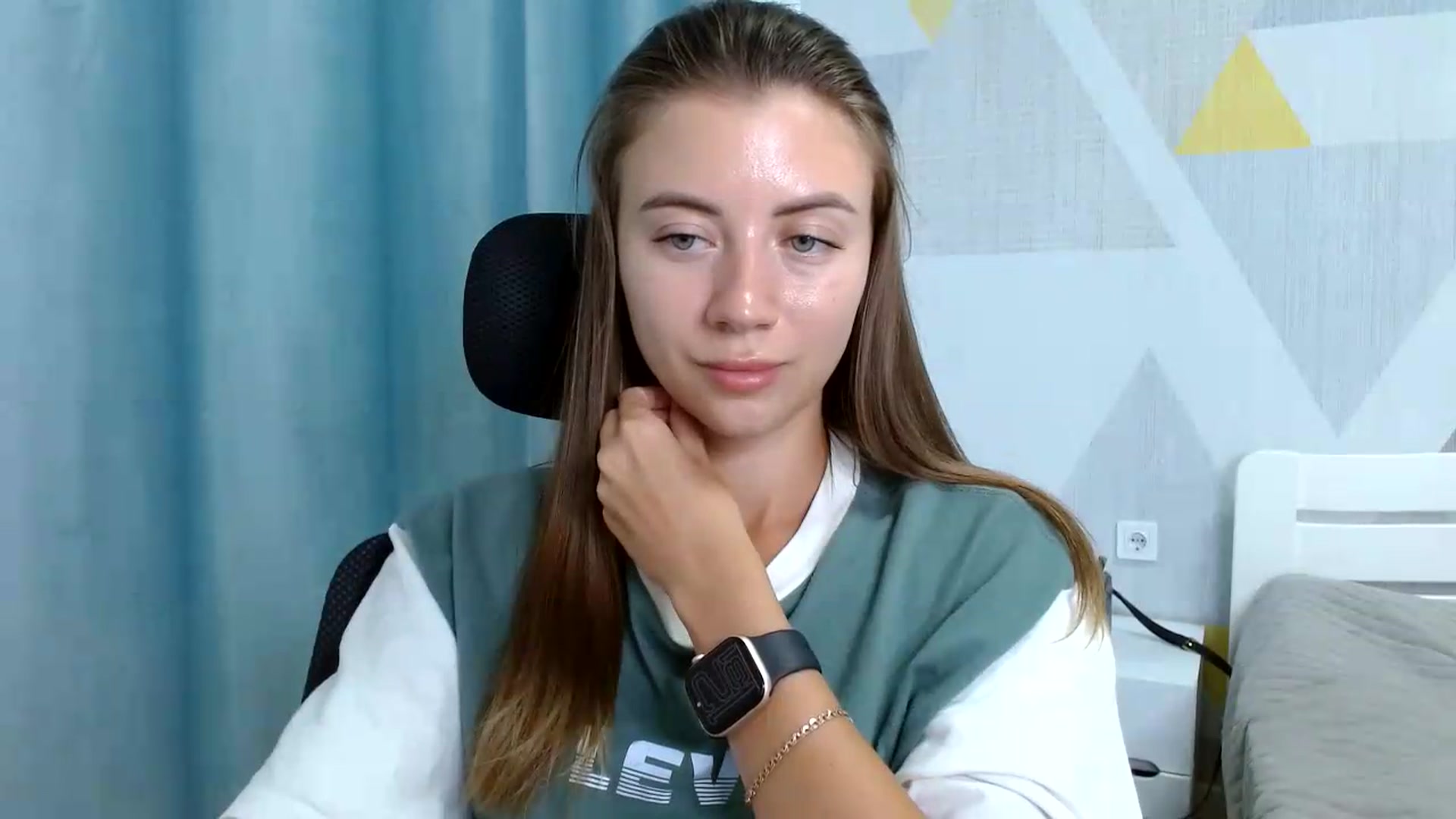 Gallery image thumbnail from Sulfate0's myfreecams stream on, 08/27/2026, 09:56 image 3 of 20