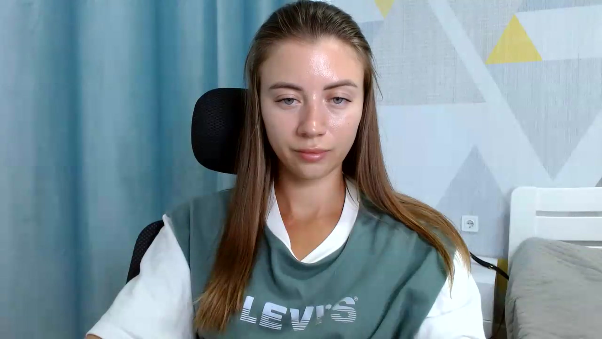Gallery image thumbnail from Sulfate0's myfreecams stream on, 08/27/2026, 09:56 image 2 of 20