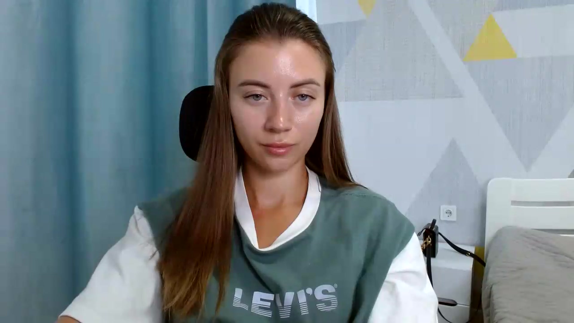 Gallery image thumbnail from Sulfate0's myfreecams stream on, 08/27/2026, 09:56 image 14 of 20