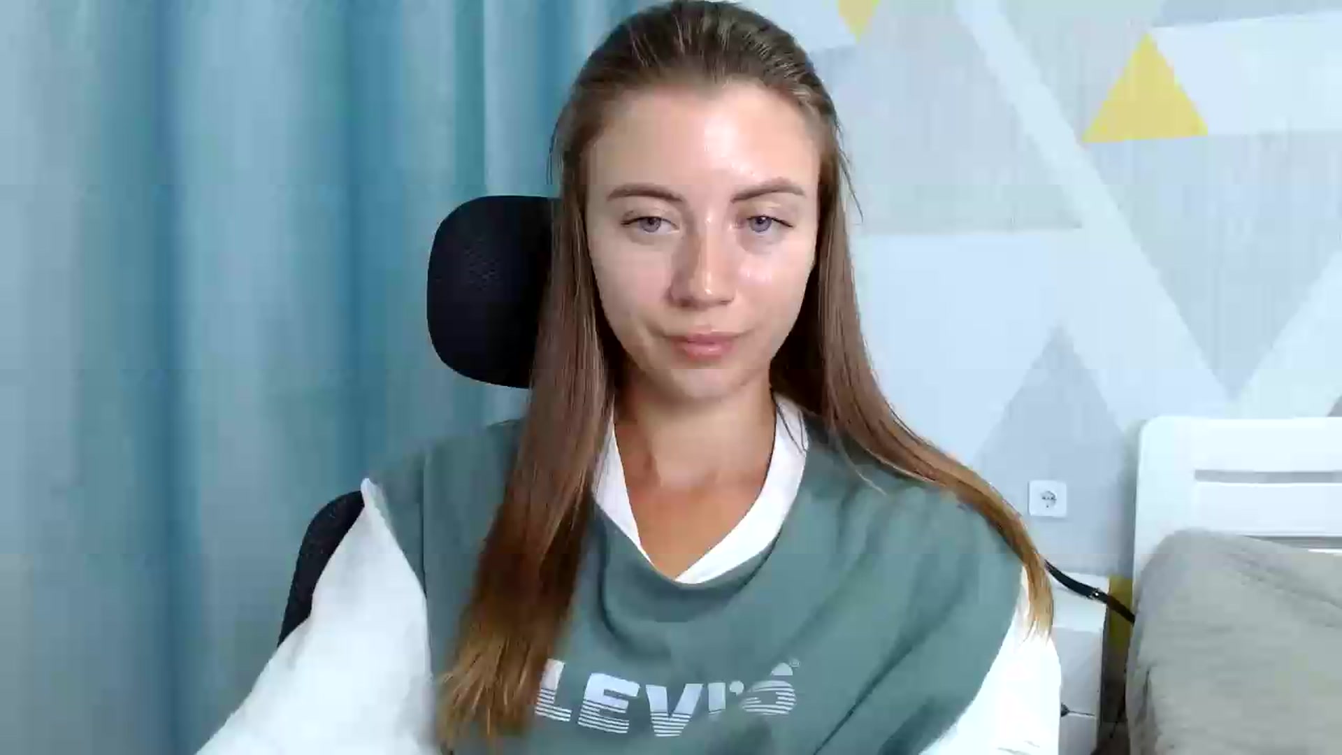 Gallery image thumbnail from Sulfate0's myfreecams stream on, 08/27/2026, 09:56 image 1 of 20