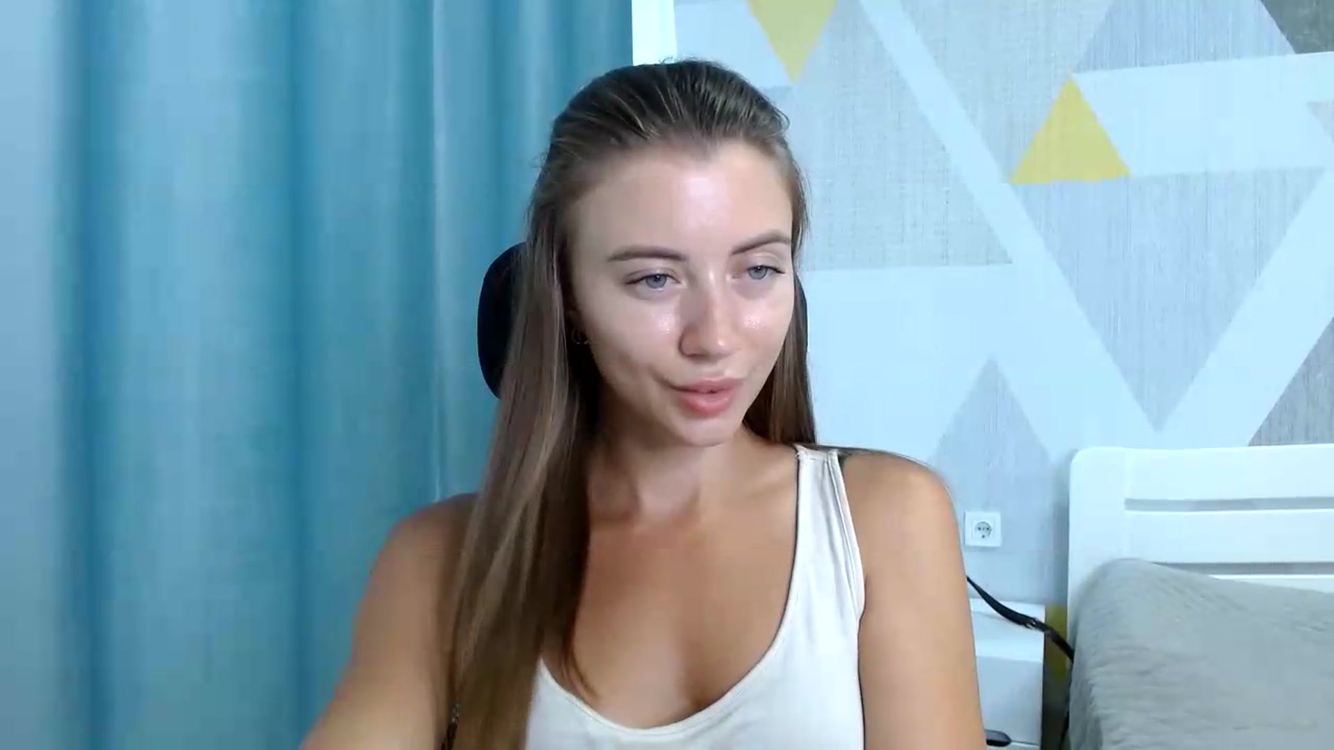 Gallery image thumbnail from Sulfate0's myfreecams stream on, 08/27/2026, 11:44 image 19 of 20