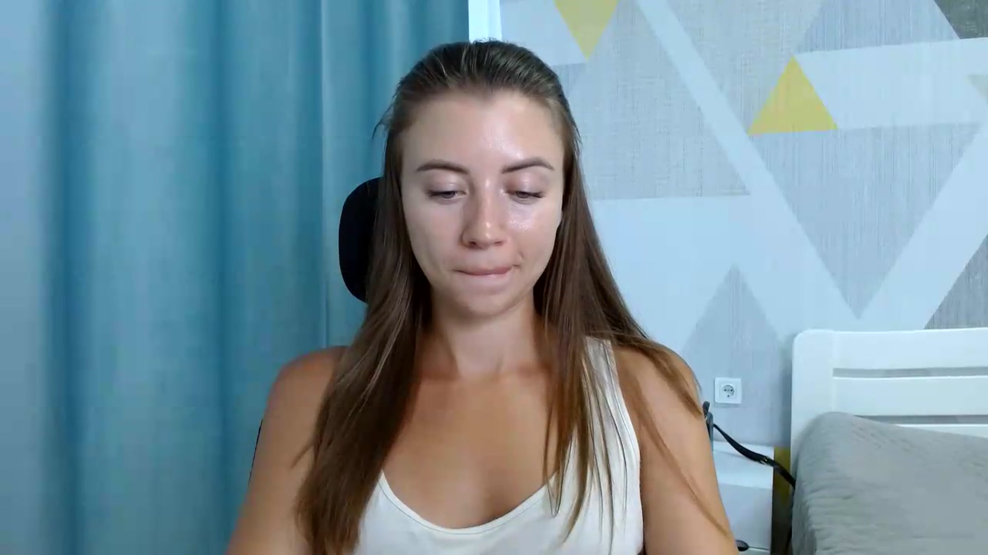 Gallery image thumbnail from Sulfate0's myfreecams stream on, 08/27/2026, 11:44 image 13 of 20