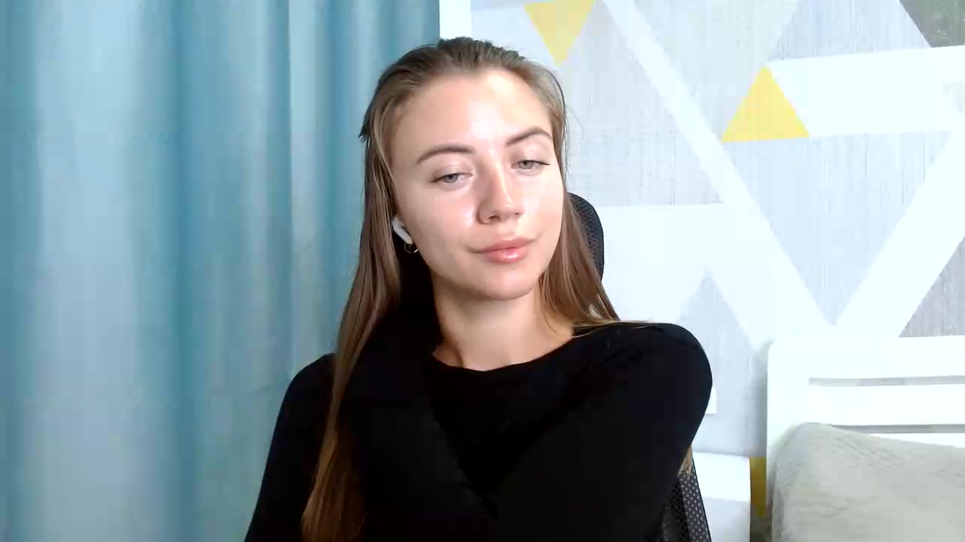 Gallery image thumbnail from Sulfate0's myfreecams stream on, 08/28/2026, 07:48 image 17 of 20