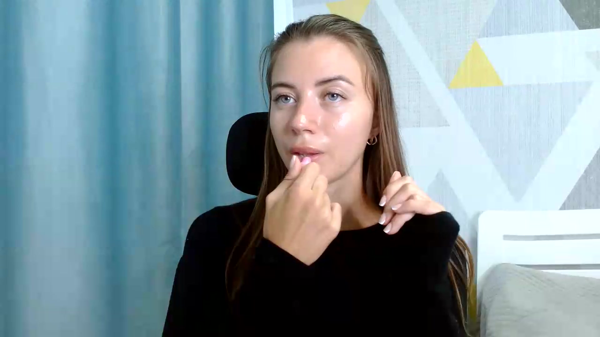 Gallery image thumbnail from Sulfate0's myfreecams stream on, 08/28/2026, 07:48 image 15 of 20