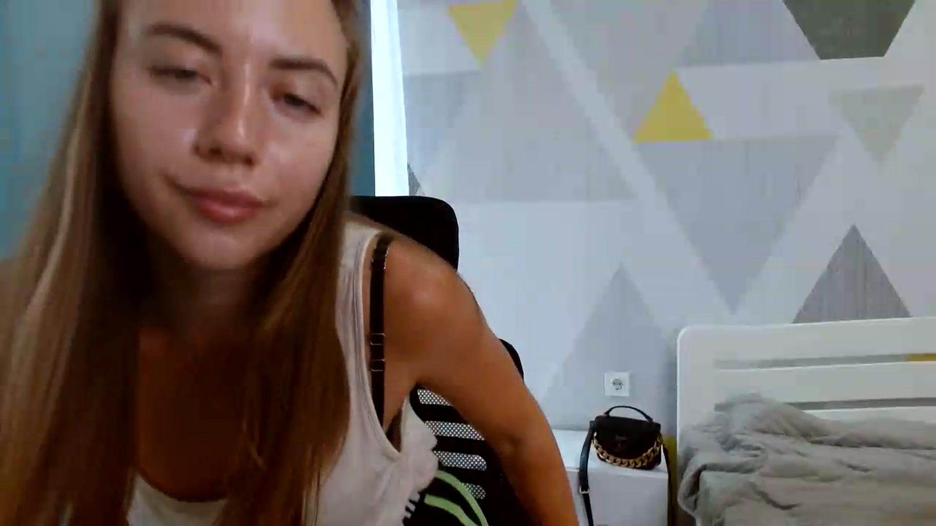 Gallery image thumbnail from Sulfate0's myfreecams stream on, 08/28/2026, 10:42 image 19 of 20