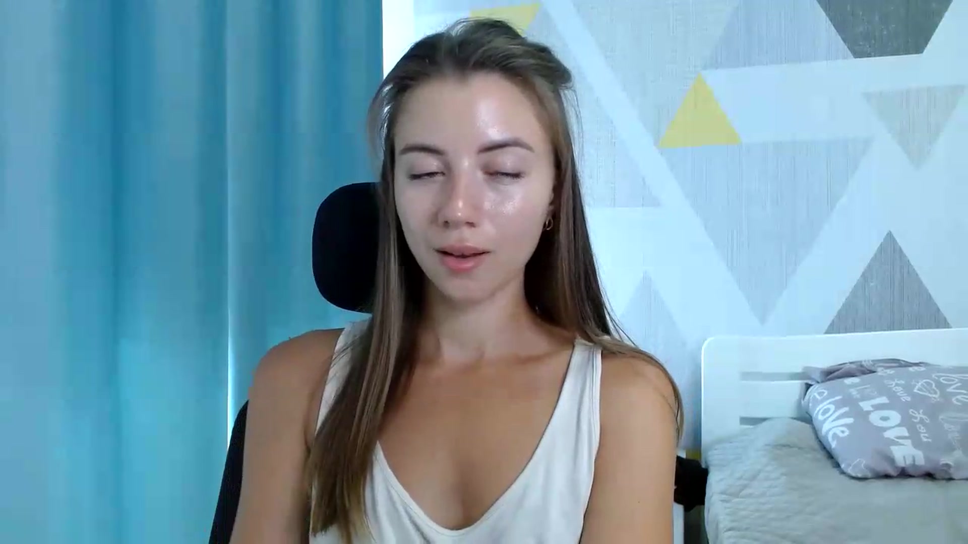 Gallery image thumbnail from Sulfate0's myfreecams stream on, 08/29/2026, 10:33 image 5 of 20