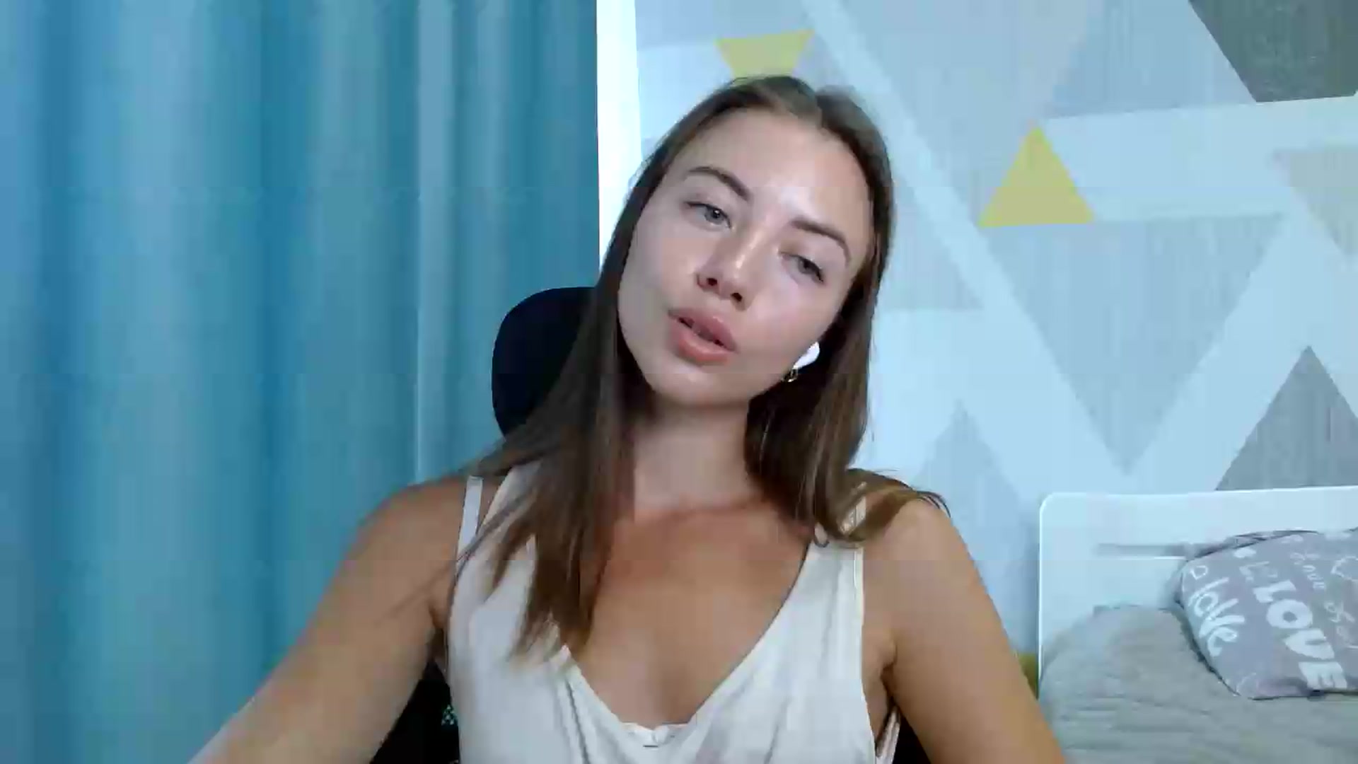 Gallery image thumbnail from Sulfate0's myfreecams stream on, 08/30/2026, 10:23 image 15 of 20