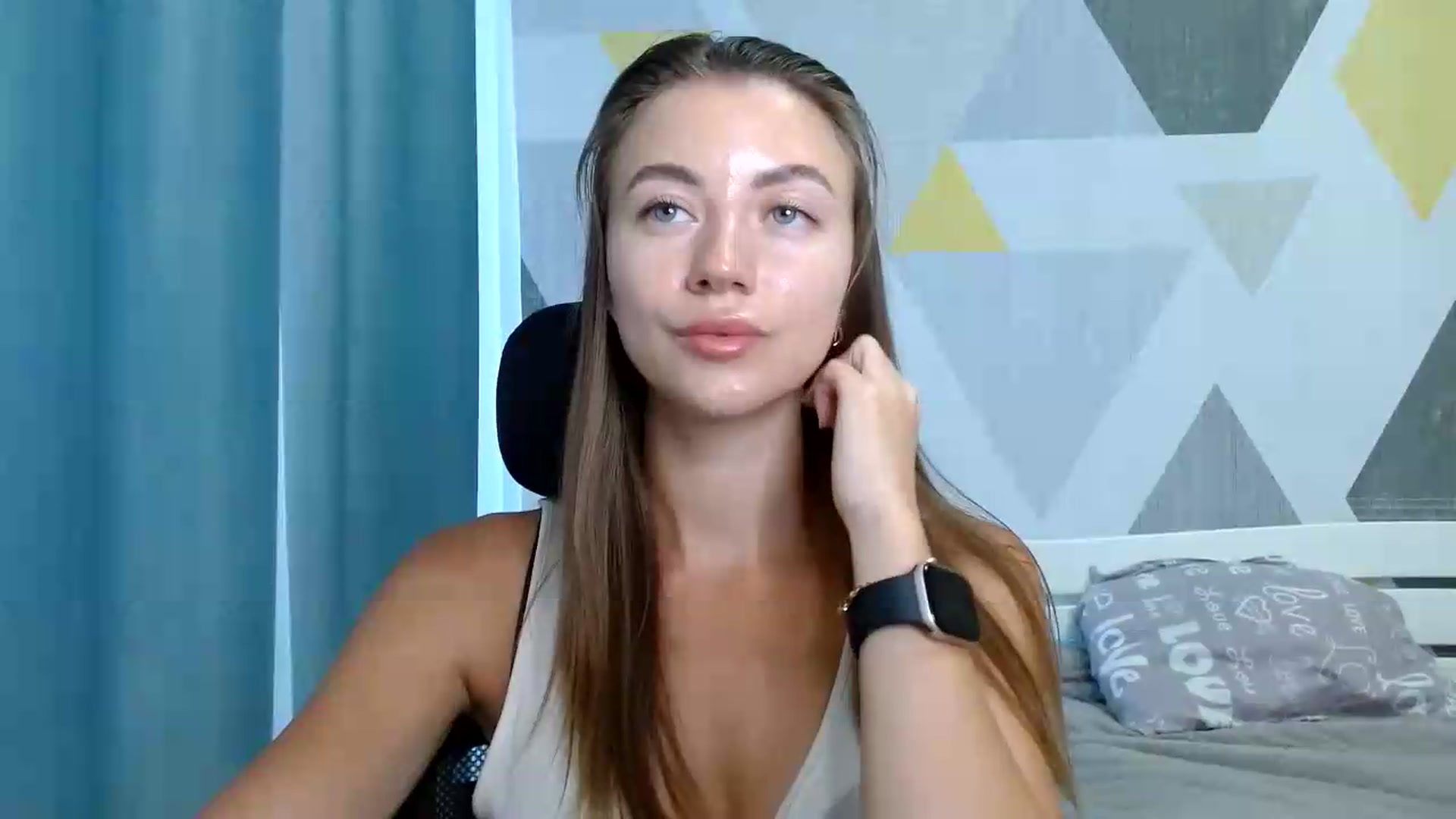 Gallery image thumbnail from Sulfate0's myfreecams stream on, 08/31/2026, 07:39 image 17 of 20