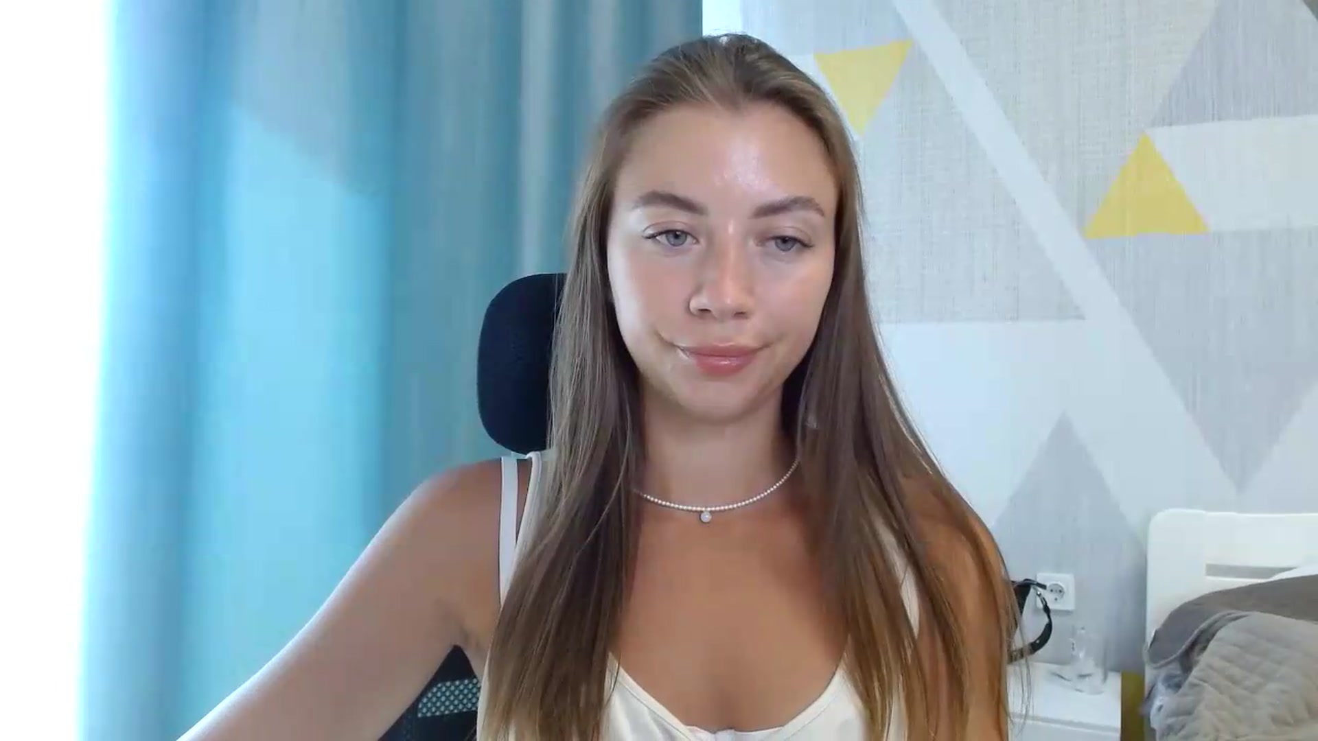 Gallery image thumbnail from Sulfate0's myfreecams stream on, 09/10/2026, 12:25 image 14 of 20