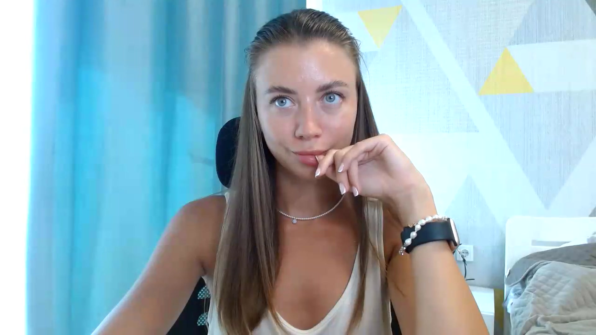 Gallery image thumbnail from Sulfate0's myfreecams stream on, 09/11/2026, 10:33 image 13 of 20