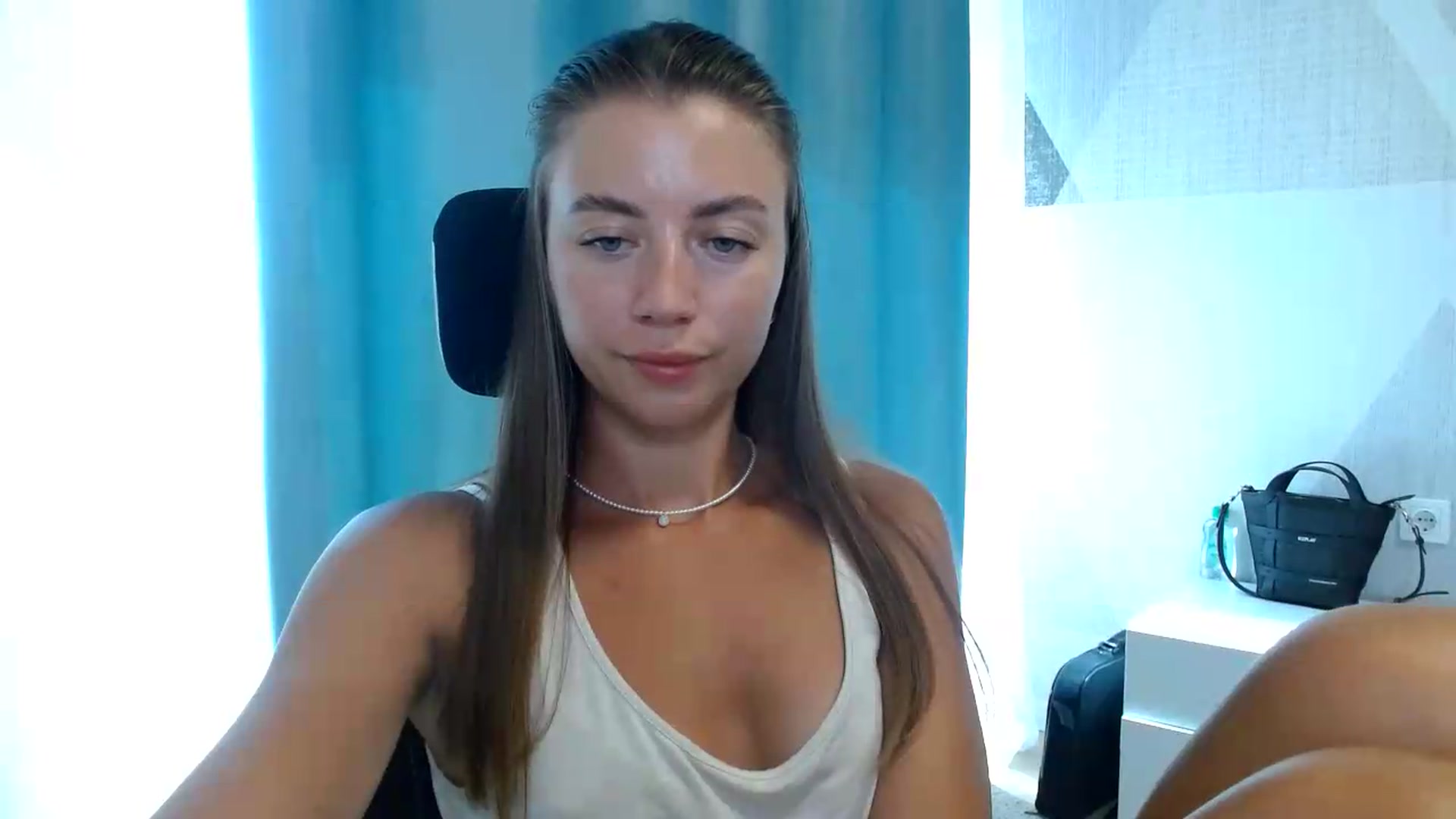 Gallery image thumbnail from Sulfate0's myfreecams stream on, 09/11/2026, 10:33 image 3 of 20