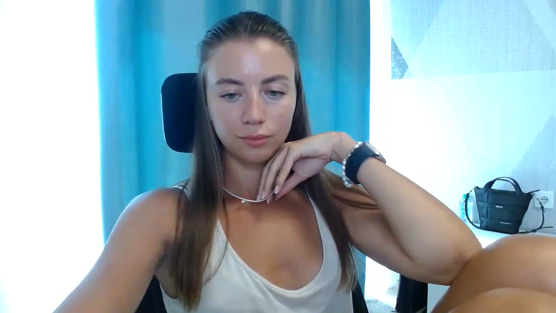 Gallery image thumbnail from Sulfate0's myfreecams stream on, 09/11/2026, 10:33 image 4 of 20