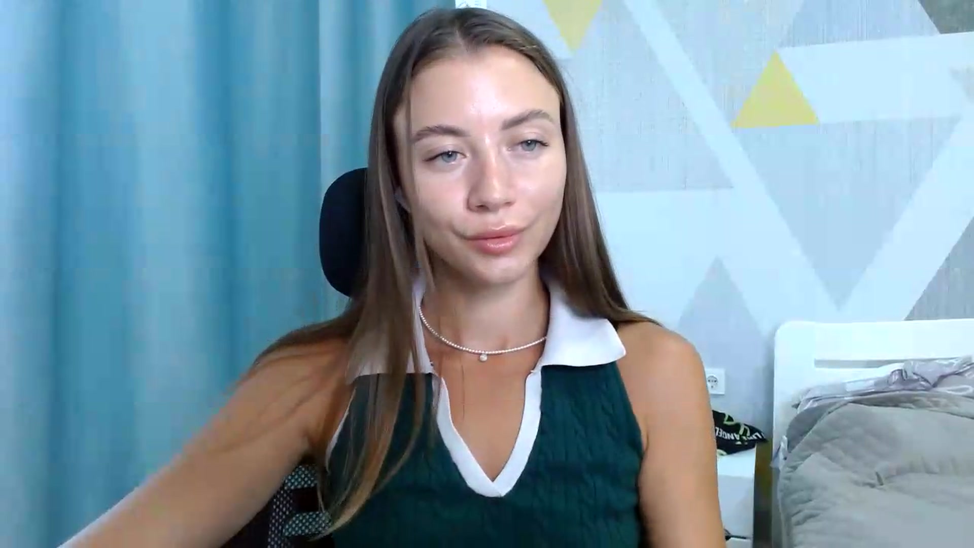 Gallery image thumbnail from Sulfate0's myfreecams stream on, 09/13/2026, 09:35 image 2 of 20