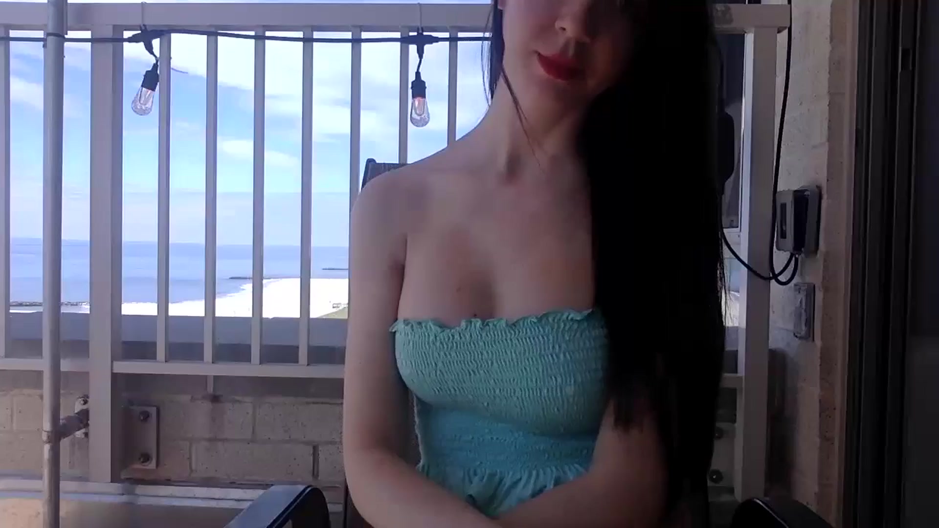 Gallery image thumbnail from SultrySiren19's myfreecams stream on, 06/11/2024, 14:40 image 14 of 20